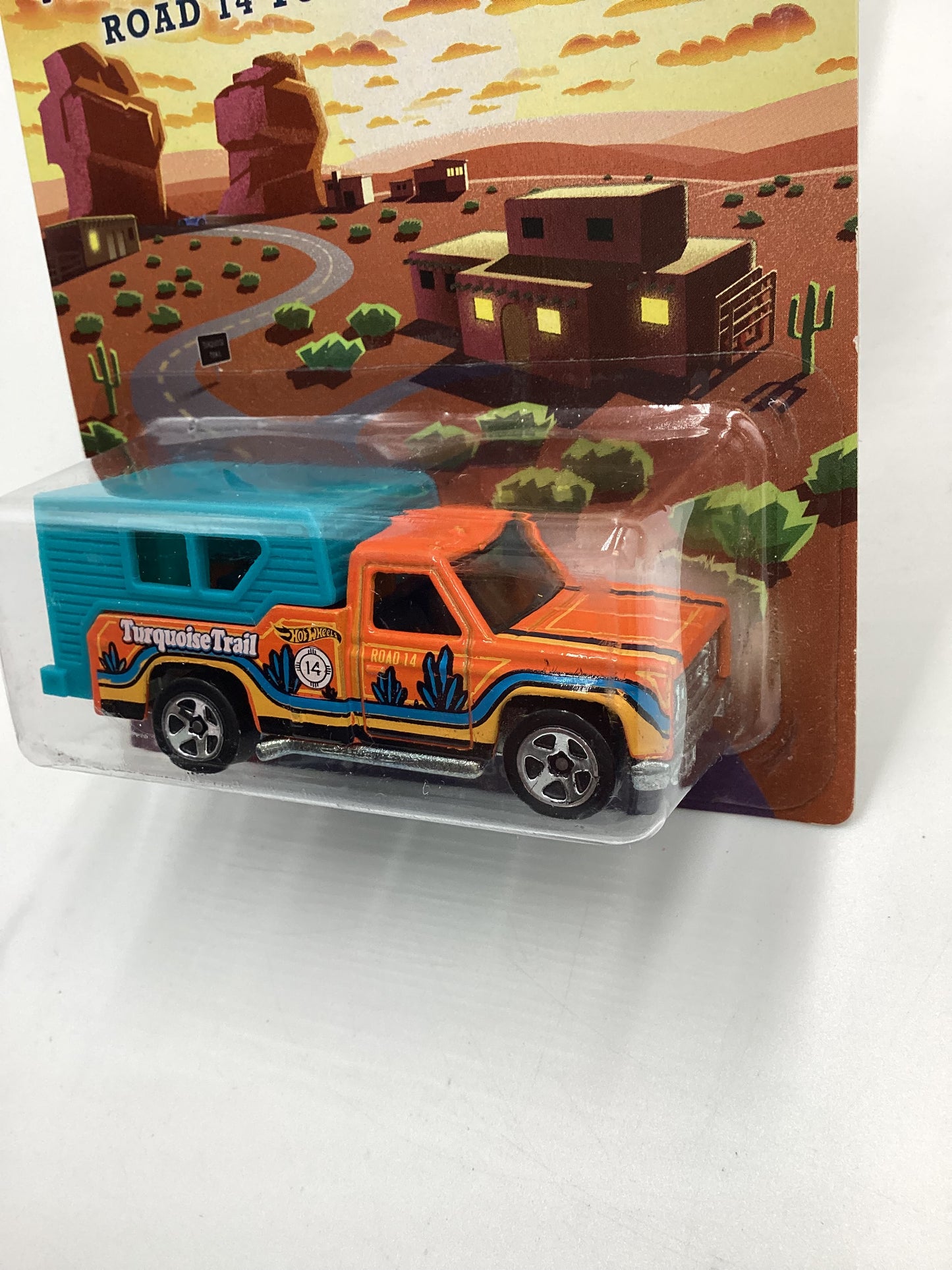 HW Road Trippin Road 14 Turquiose Trail #3 Backwoods Bomb Orange/Blue 158E