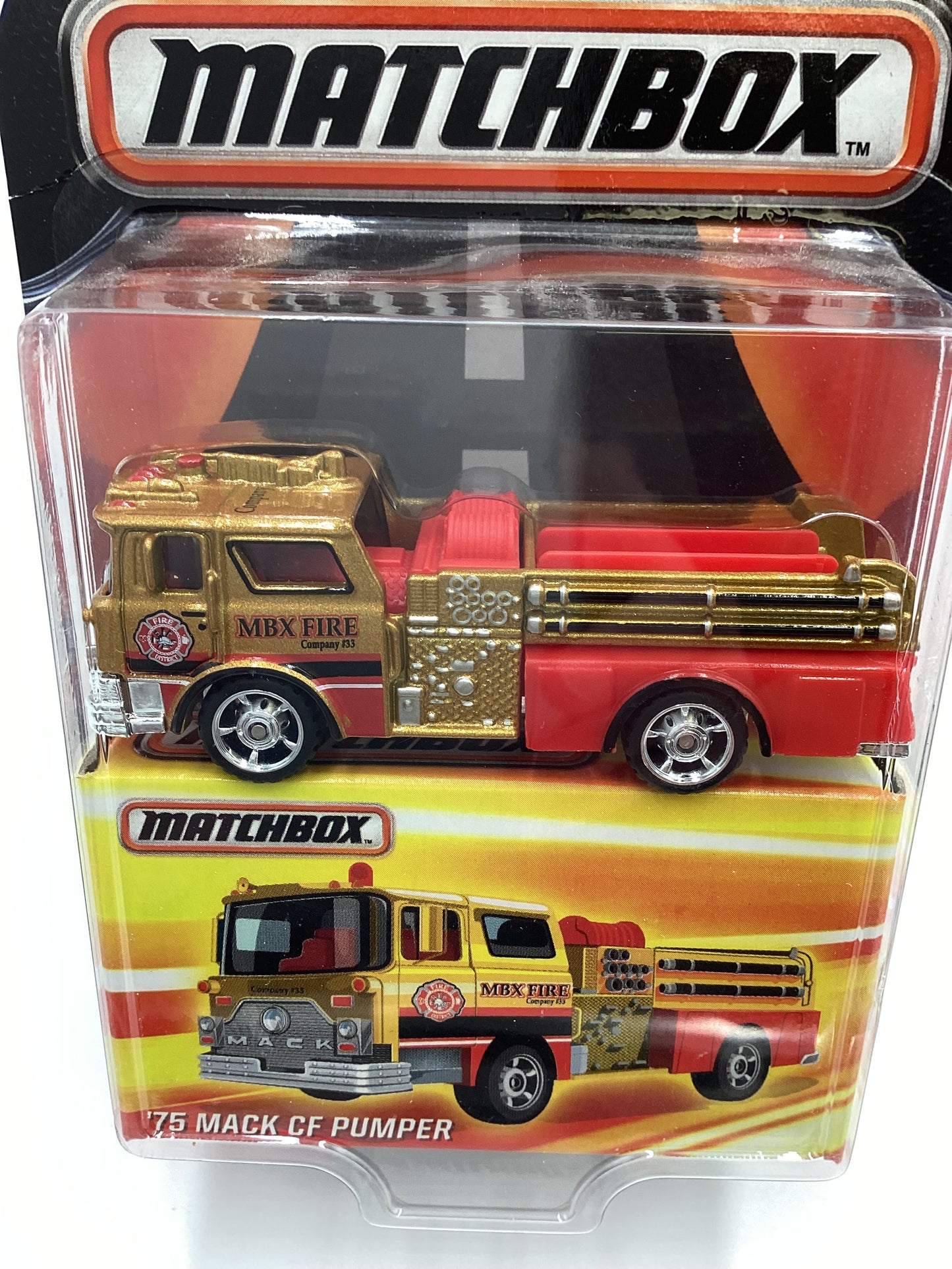 2016 Matchbox Best of Matchbox 75 Mack CF Pumper Gold Card has veins 174G