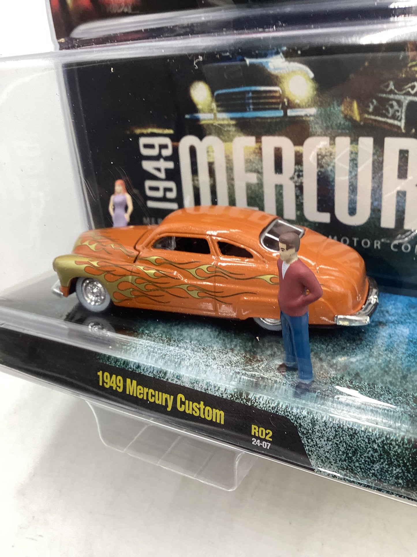 2024 M2 Machines Diorama R02 1949 Mercury Custom 196E