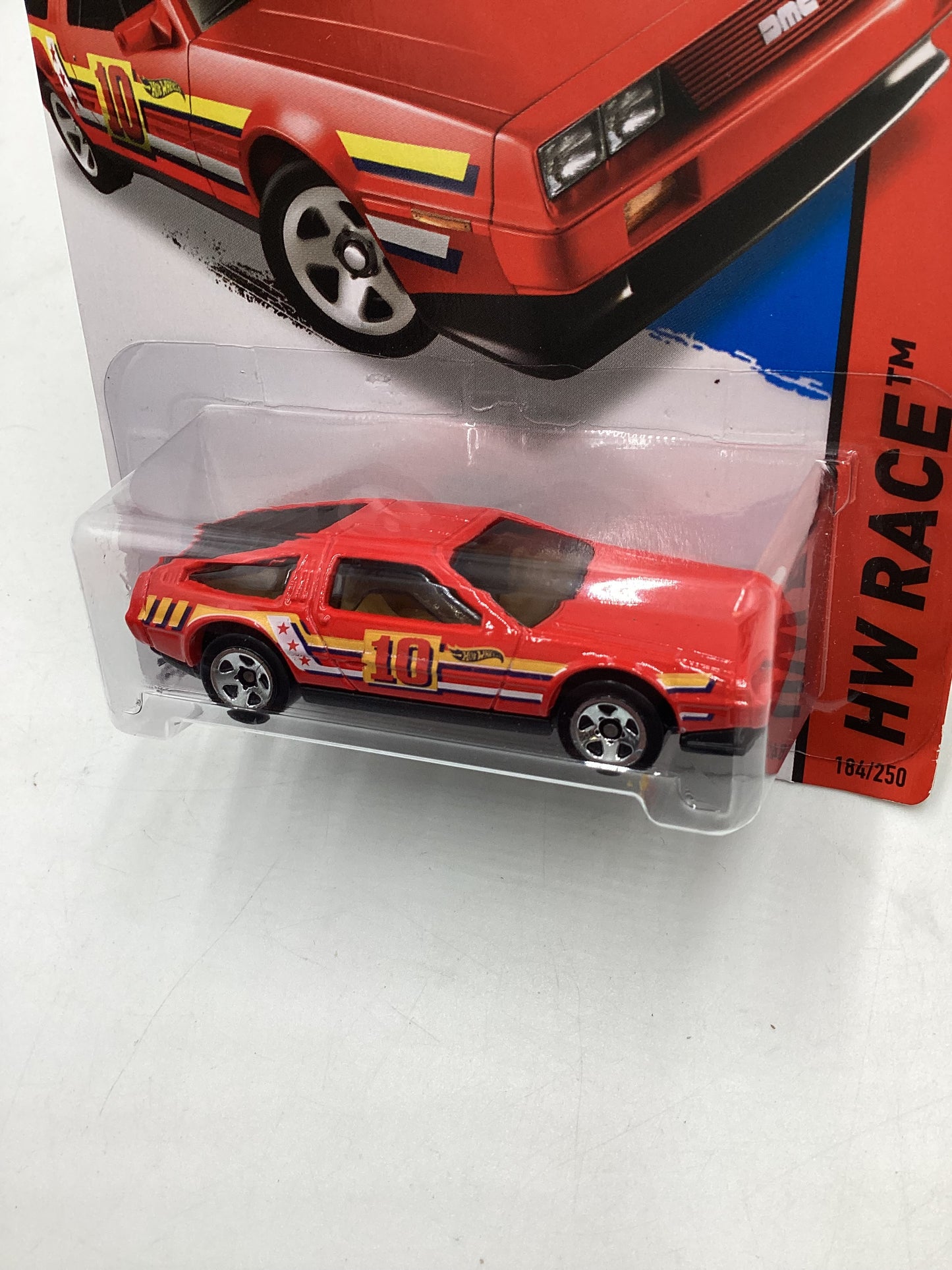 2015 Hot Wheels HW Race #184 DMC Delorean Red