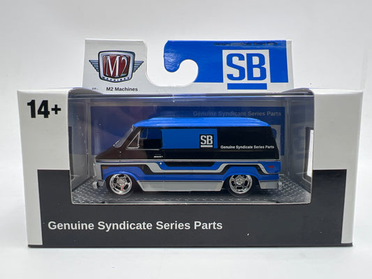 M2 Machines WMTS23 Squarebody Syndicate 1974 Chevrolet Van G10 Dark Blue