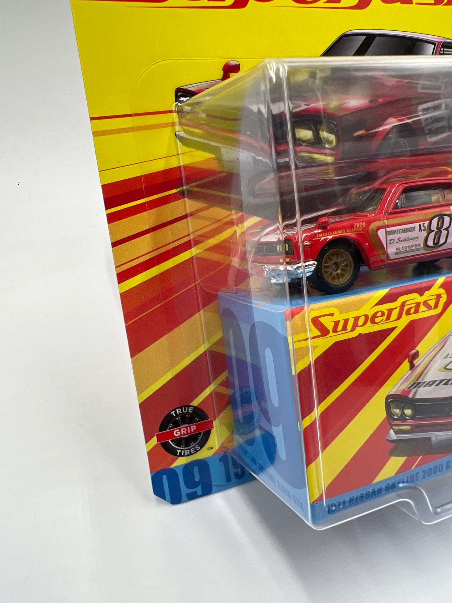 Matchbox Superfast #9 1971 Nissan Skyline 2000 GTX Red 173F