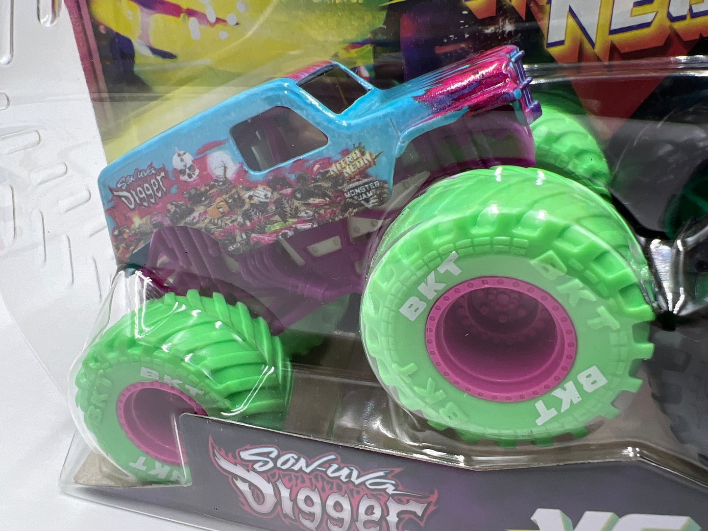 Monster Jam Nitro Neon Series 3 Walmart Exclusive Son-uva Digger Vs El Toro Loco