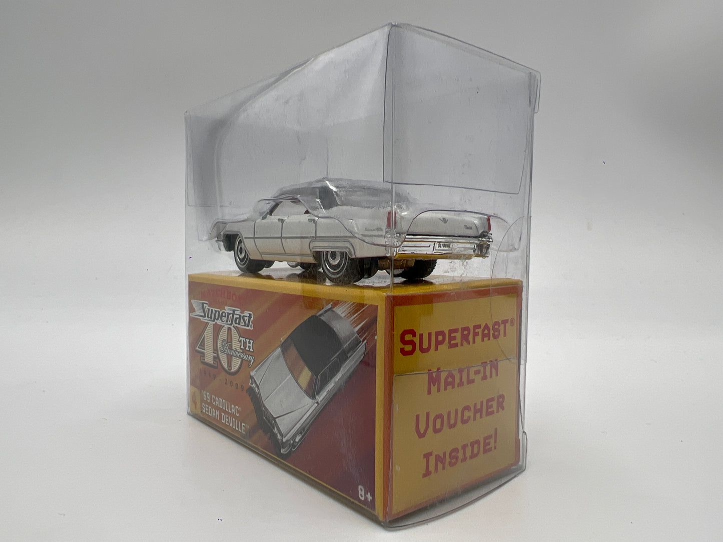 Matchbox Superfast 40th Anniversary #19 69 Cadillac Sedan Deville White