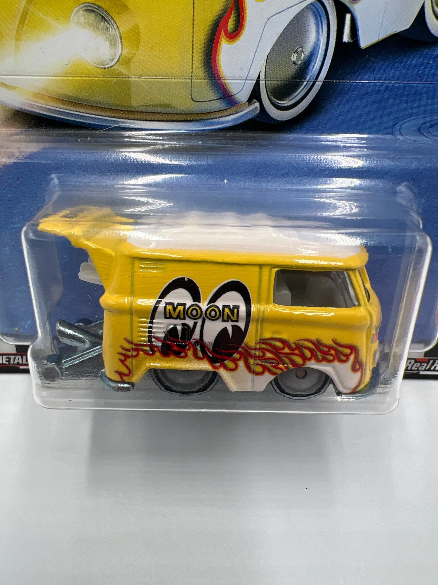 Hot Wheels Premium Boulevard #17 Kool Kombi Yellow Mooneyes W/Protector