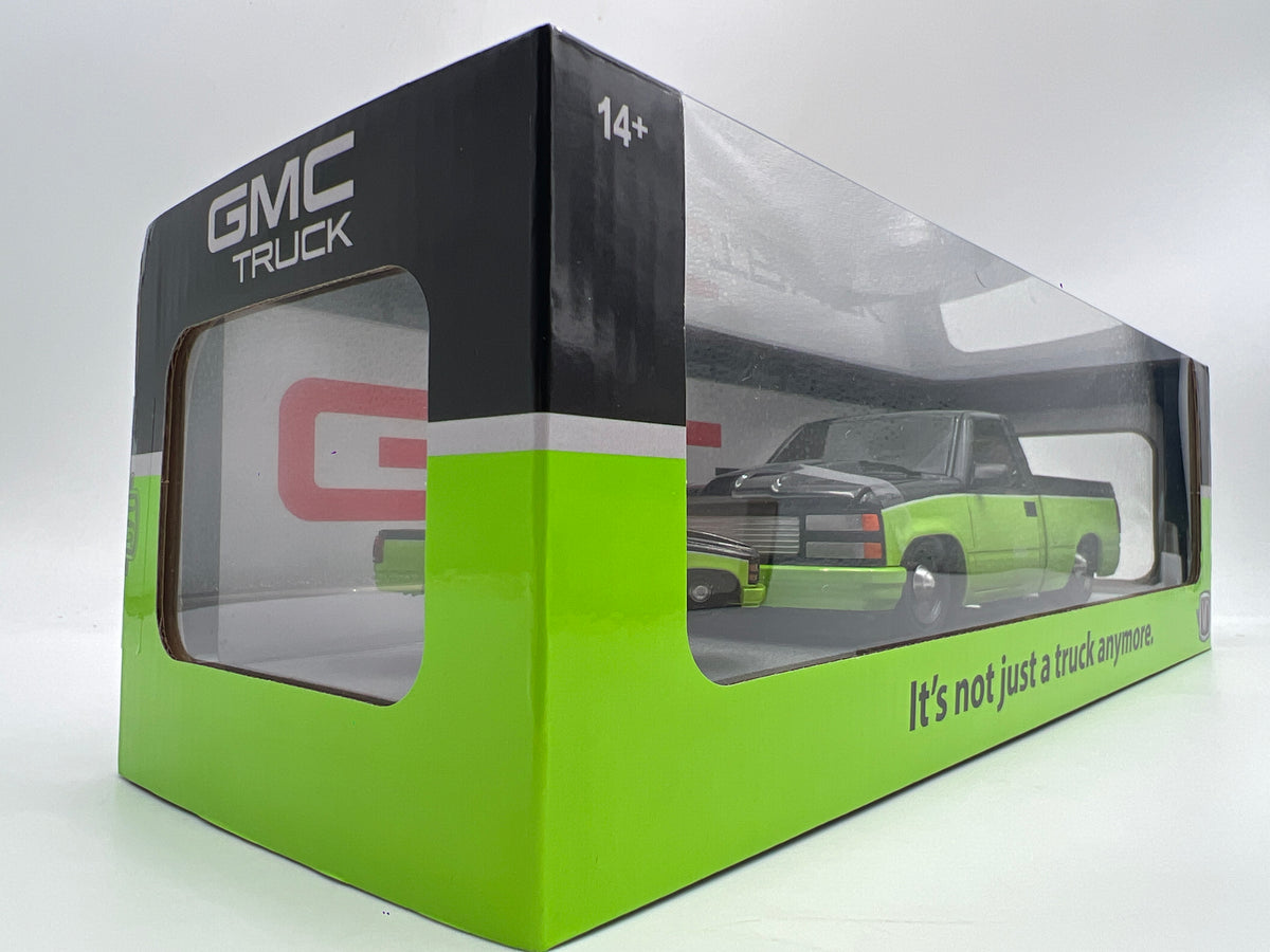 2026 M2 Machines R01 1/24 & 1/64 2 Pack 1990 GMC Sierra 1500 Custom Green/Black 2