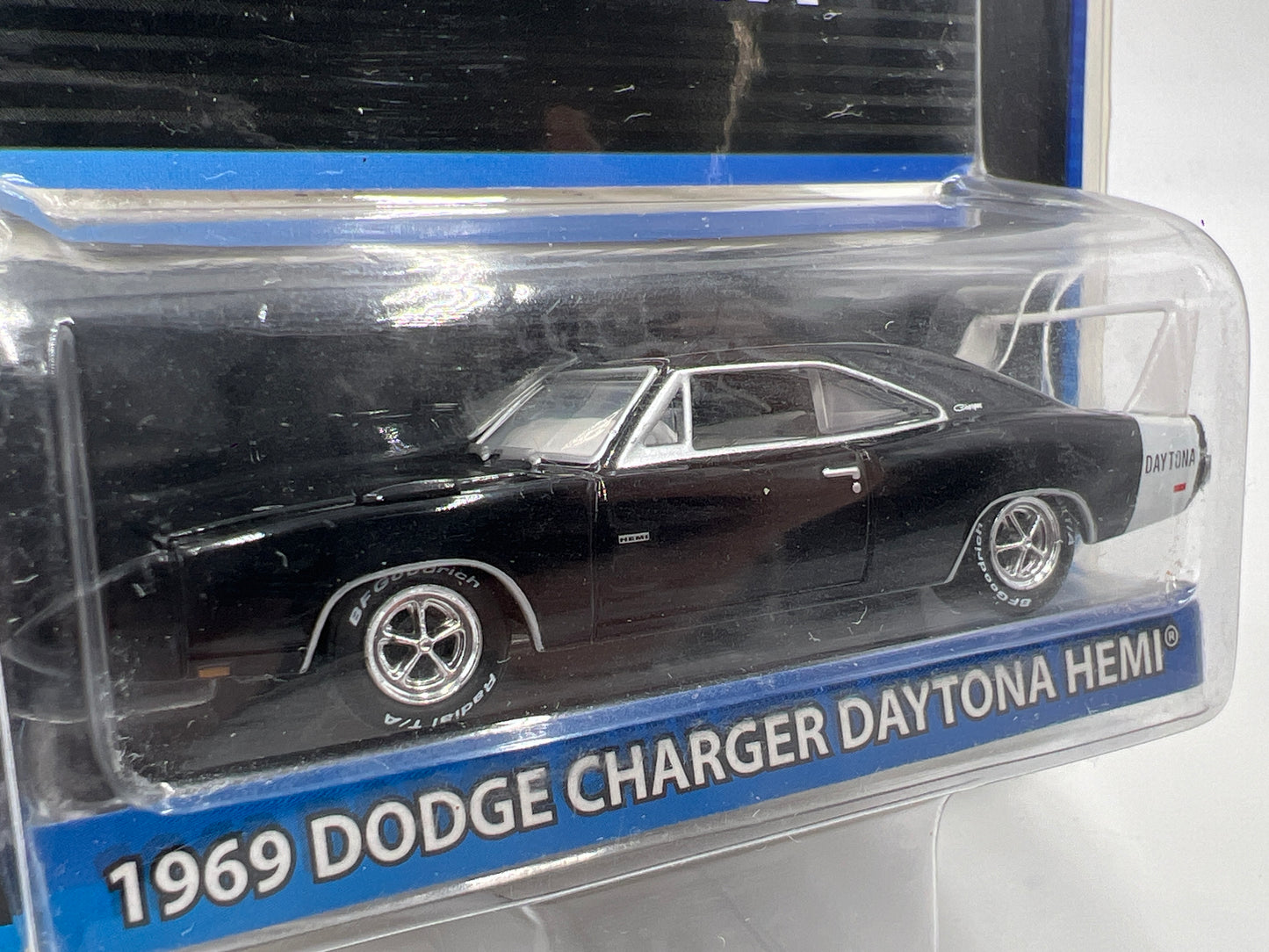 Greenlight Collectibles Corner Midnight Edition 1/1536 1969 Dodge Charger Daytona Hemi Black