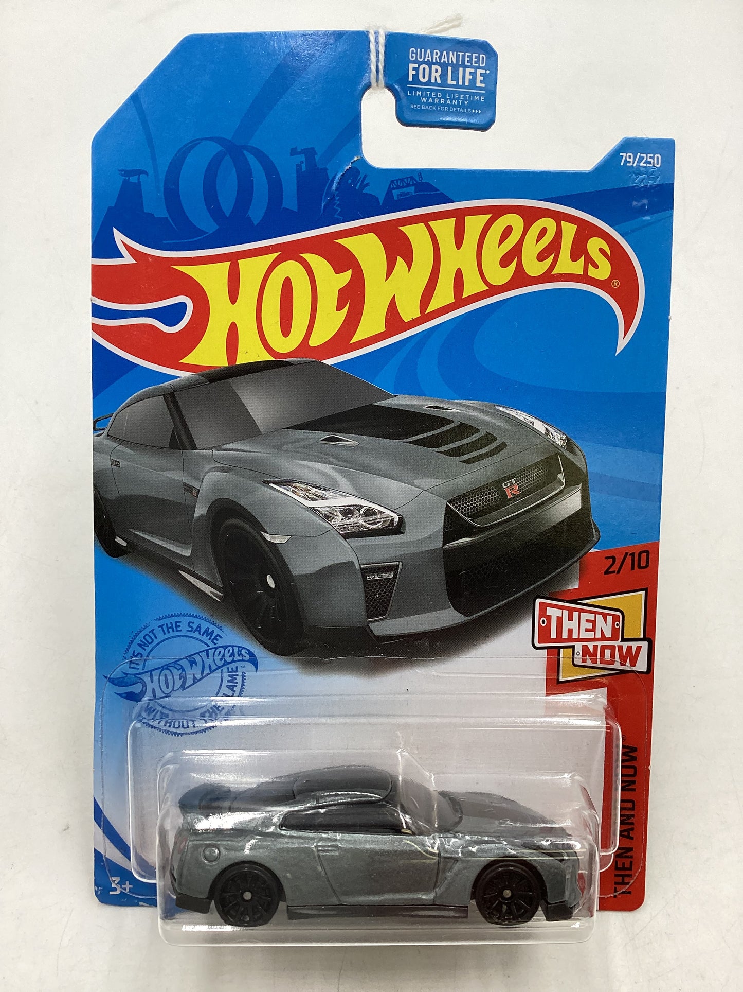 2021 Hot wheels #79 17 Nissan GT-R (R35) Gray *Bad Card* 82F