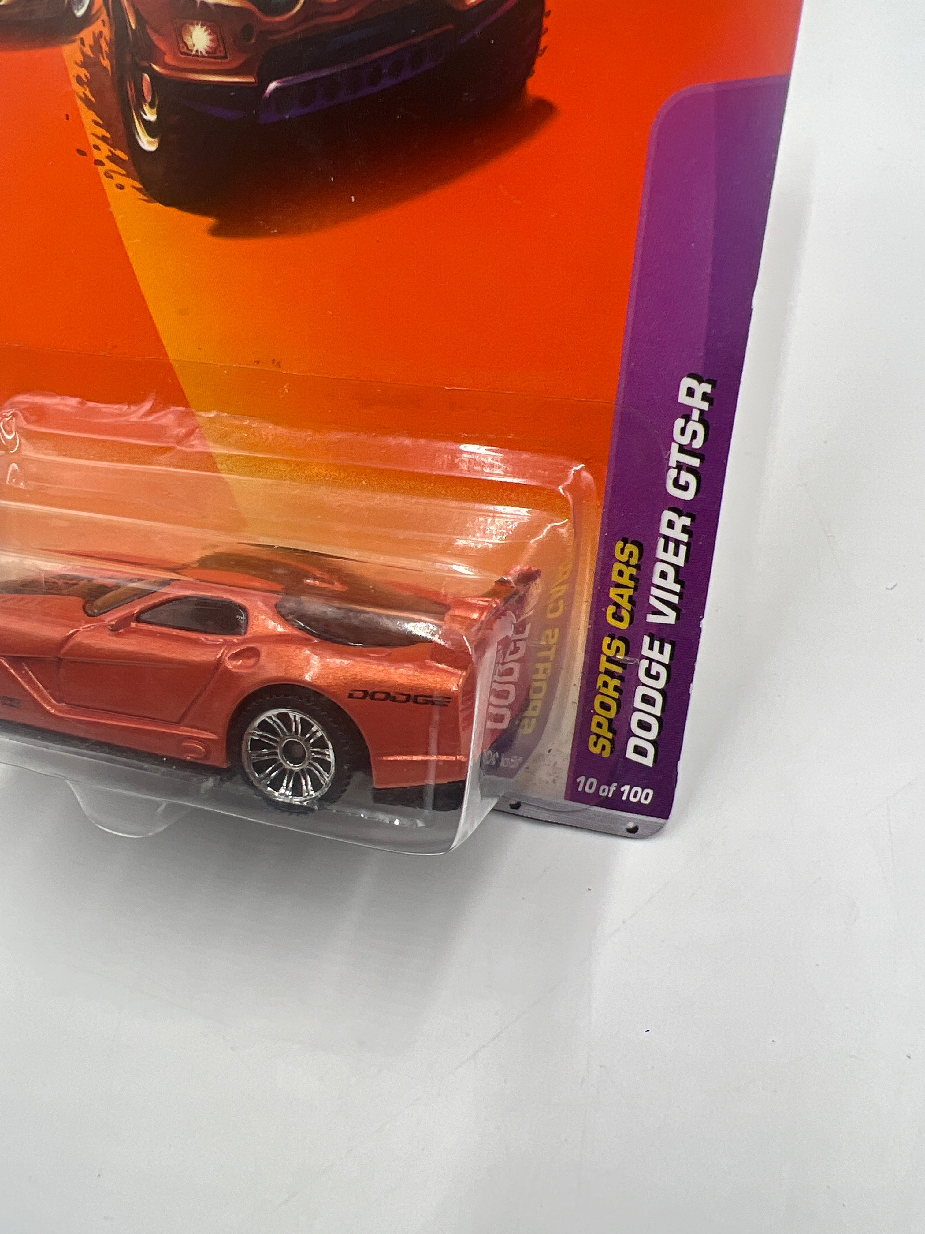 Matchbox #10 2010 Sports Cars Dodge Viper GTS-R Orange 59G