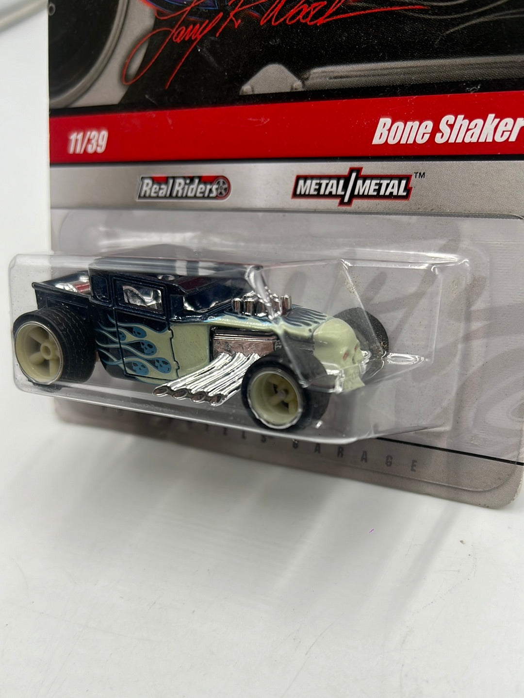 Hot wheels Larrys Garage Bone Shaker 11/39