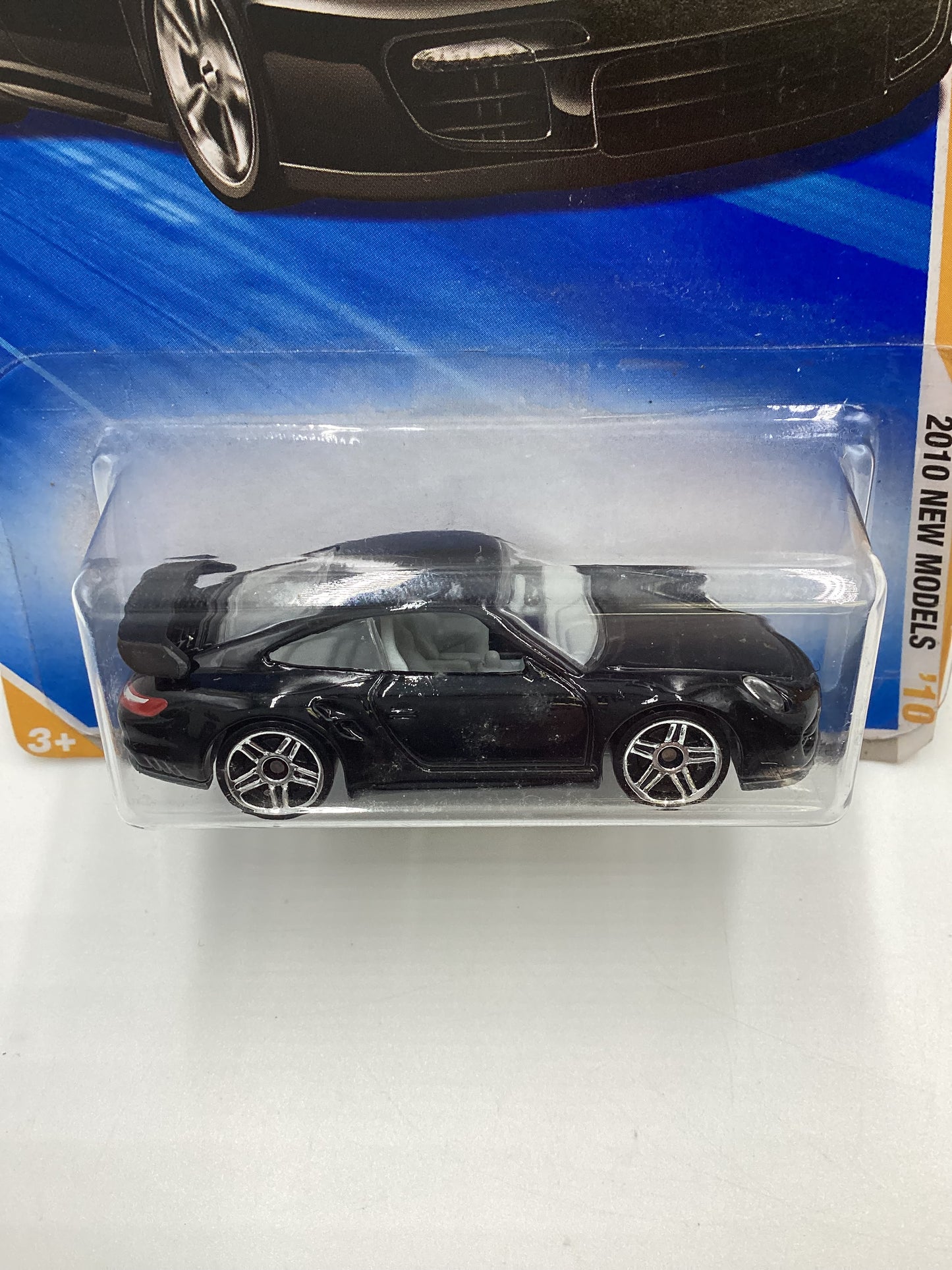 2010 Hot Wheels #014 Porsche 911 GT2 Black with protector