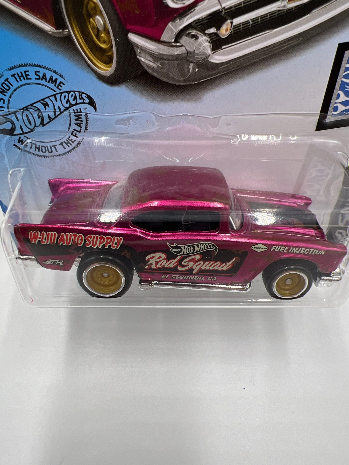 2020 Hot Wheels Factory Sealed Super Treasure Hunt #180 57 Chevy Pink W/Protector