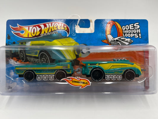 2011 Hot Wheels Rapid Transit Trains Super Steamliner Green 116A