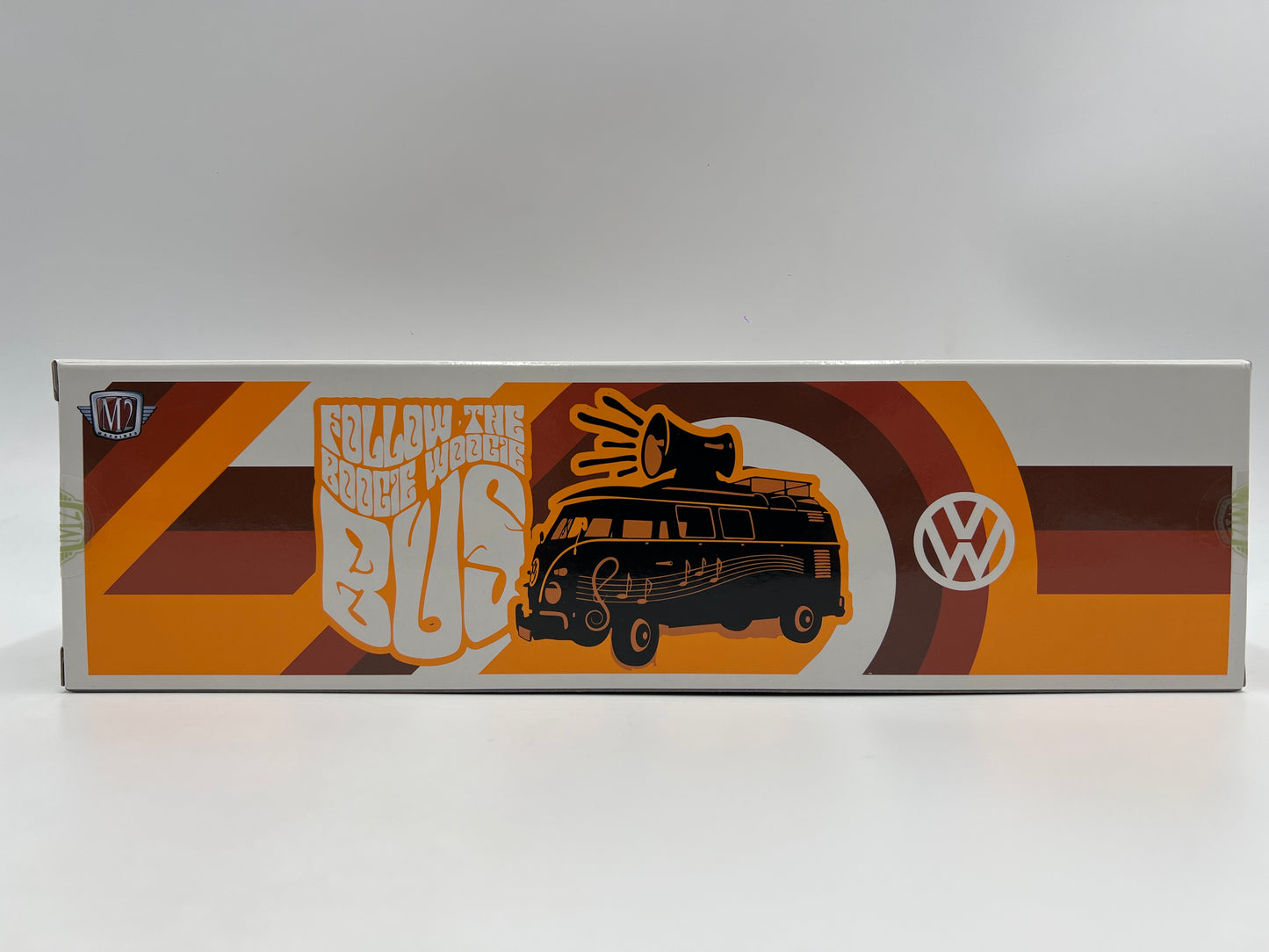 M2 Machines Auto Haulers 1960 VW Delivery Van & 1953 VW Beetle Deluxe USA Model R90