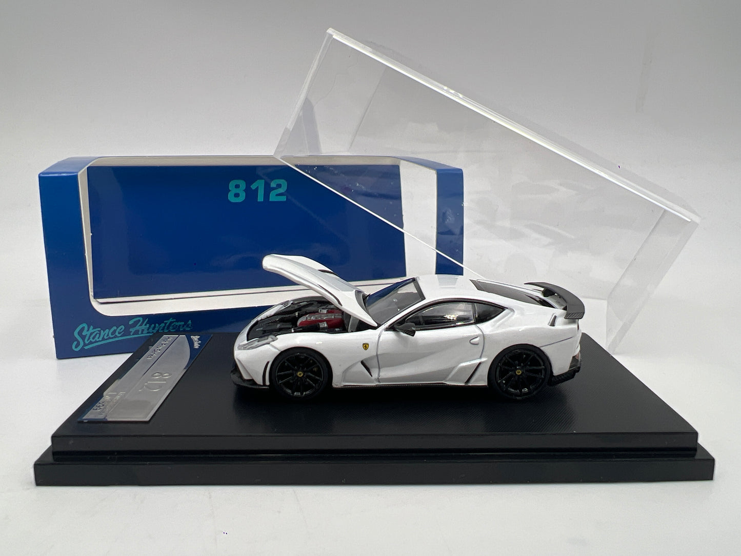 Stance Hunters 1/64 1 of 599 Ferrari 812 White