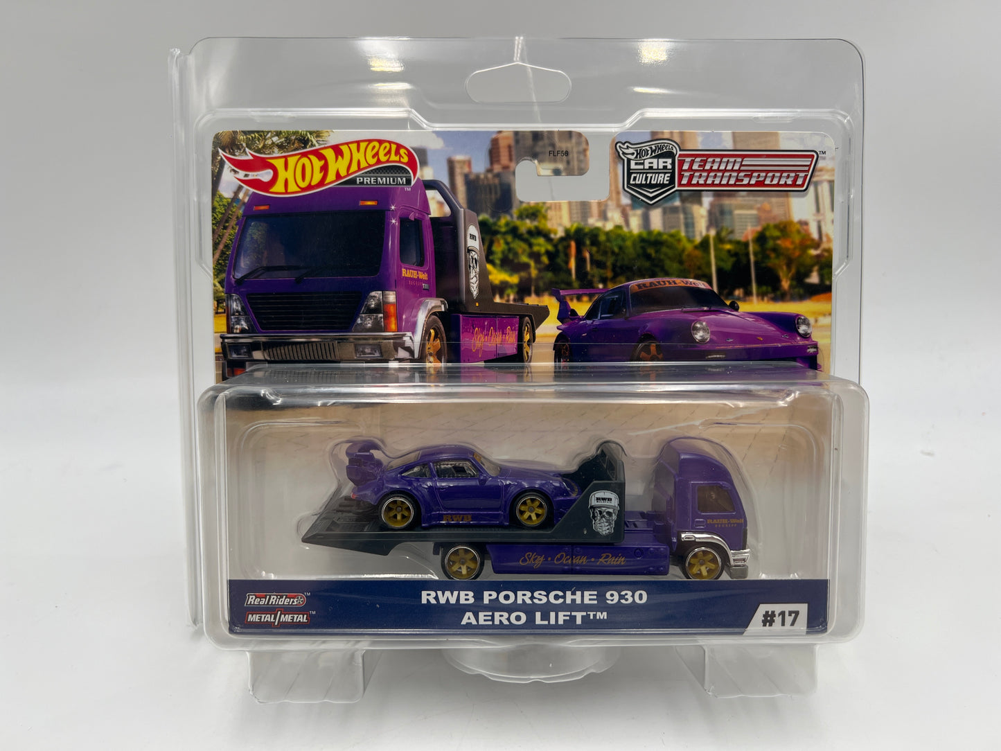 Hot Wheels Team Transport #17 RWB Porsche 930 & Aero Lift W/Protector