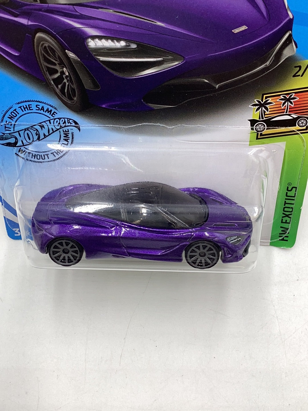 2019 Hot wheels #221 McLaren 720S purple 102i