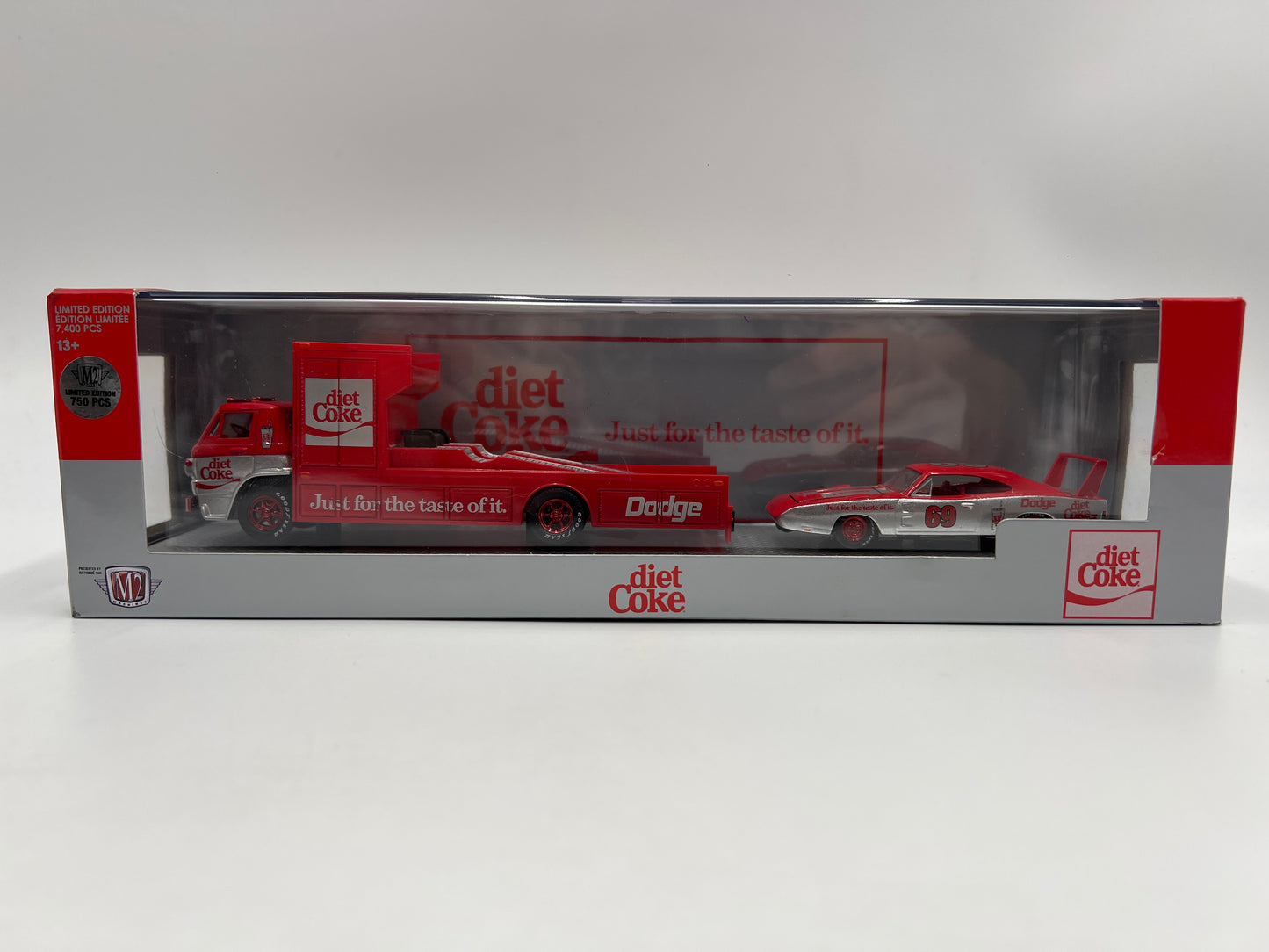 M2 Machines Auto Haulers CHASE Diet Coke 1966 Dodge L600 COE & 1969 Dodge Charger Daytona Hemi TW12