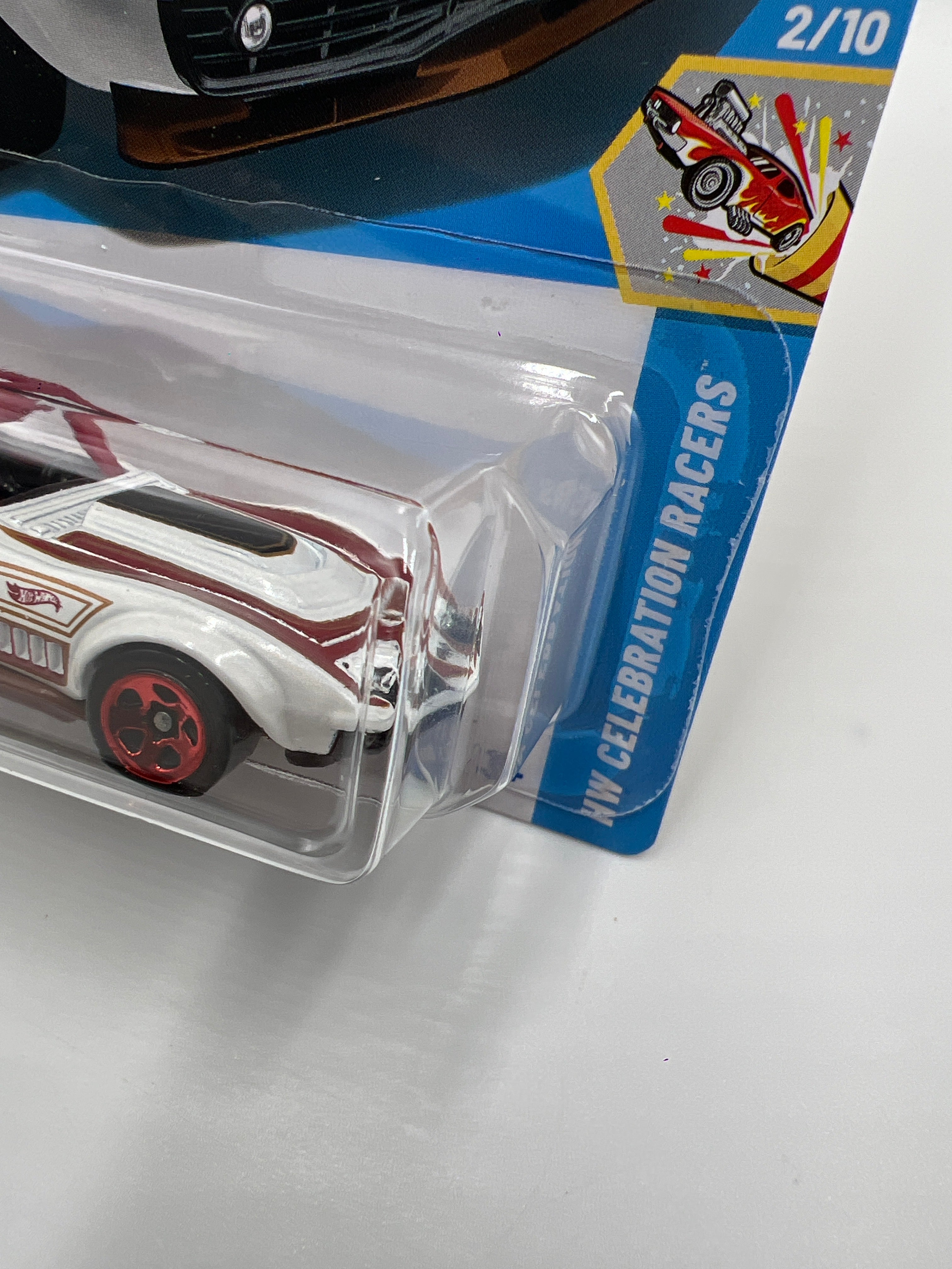 2025 Hot Wheels D Case #51 69 Corvette Racer Valentines Day White