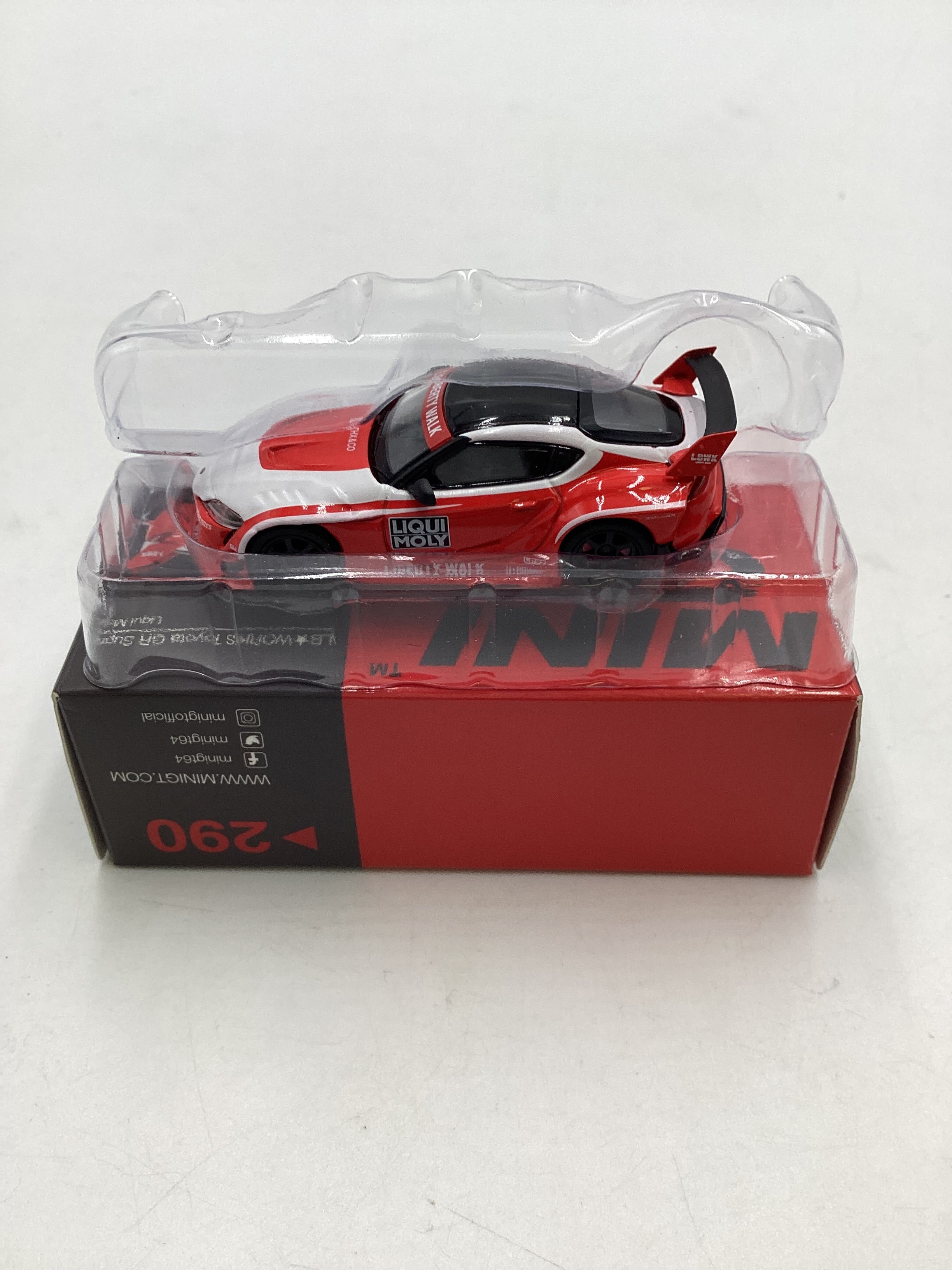 9CC20E60-4E83-4B82-987E-