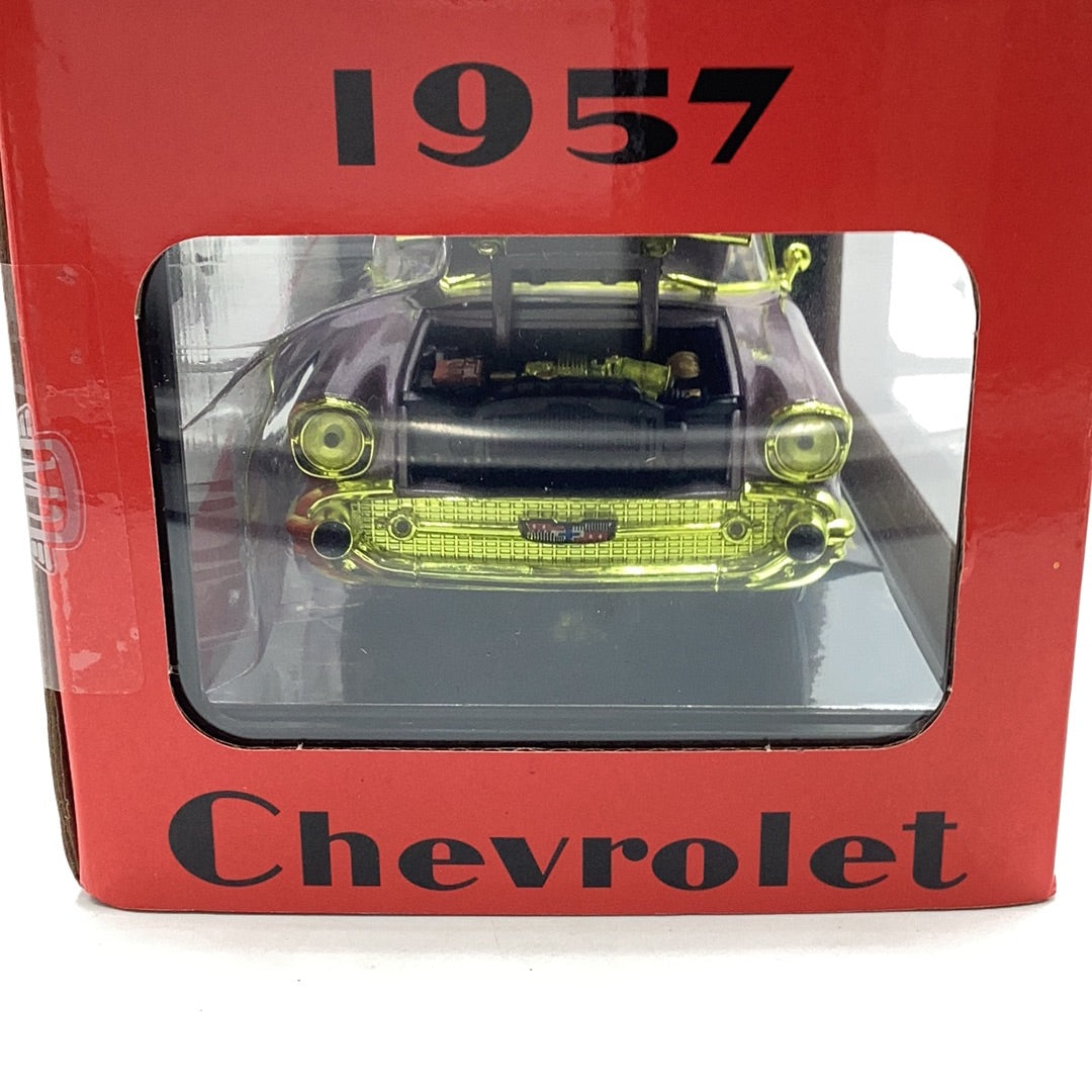 M2 Machines 1/24 Chase 1/750 1957 Chevy Bel Air Hardtop R115 –  carolinasdiecast