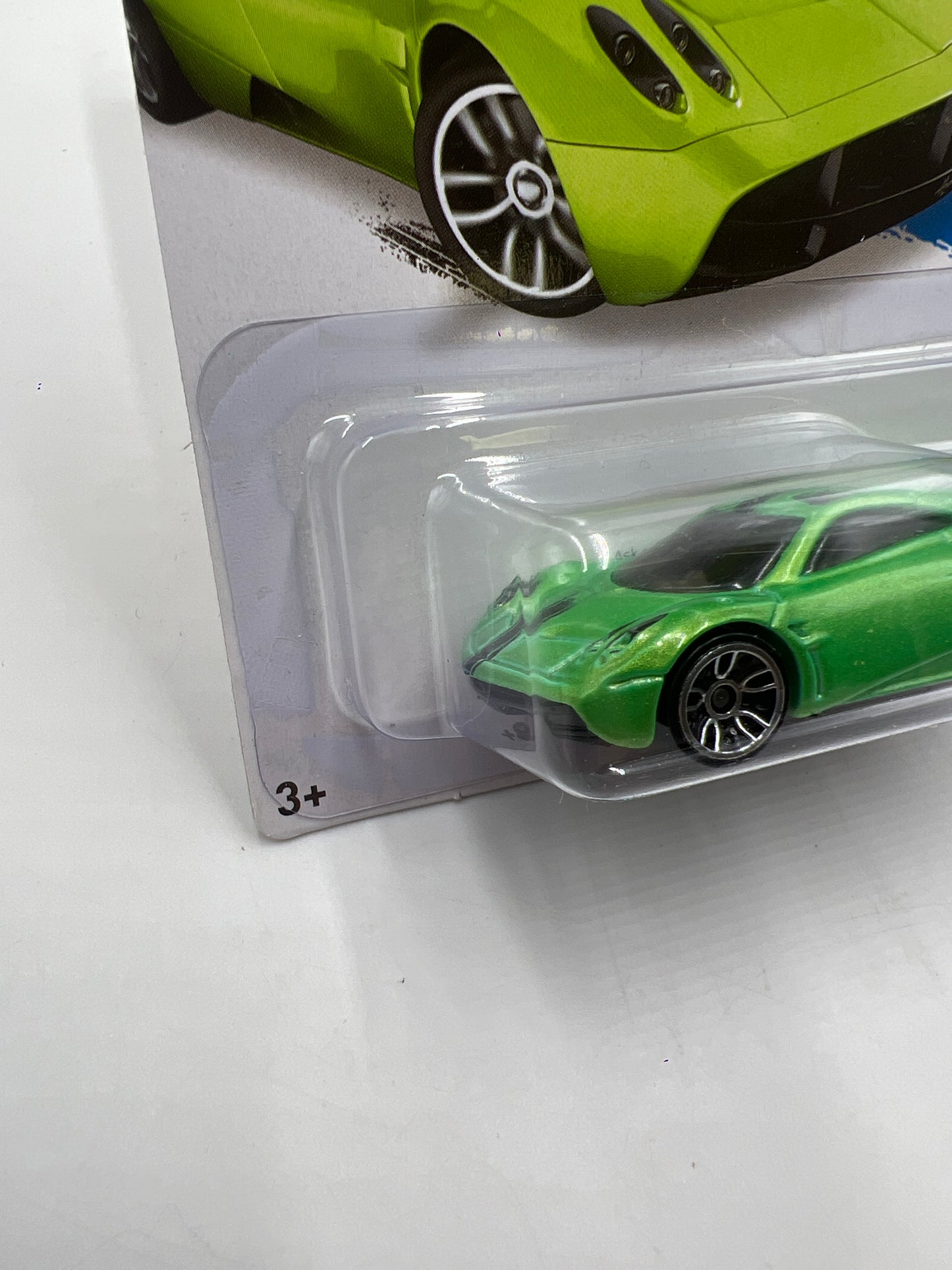 2014 Hot Wheels Workshop #198 Pagani Huayra Green *Backward Facing Error* 104E