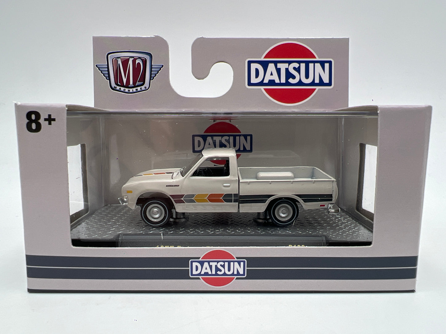 M2 Machines R108 1977 Datsun Pickup White