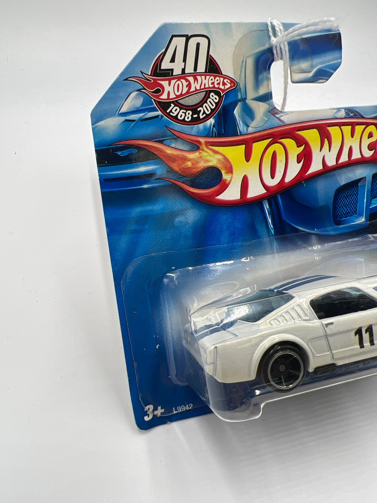 2008 Hot Wheels New Models #27 Ford Mustang Fastback White Short Card 25E