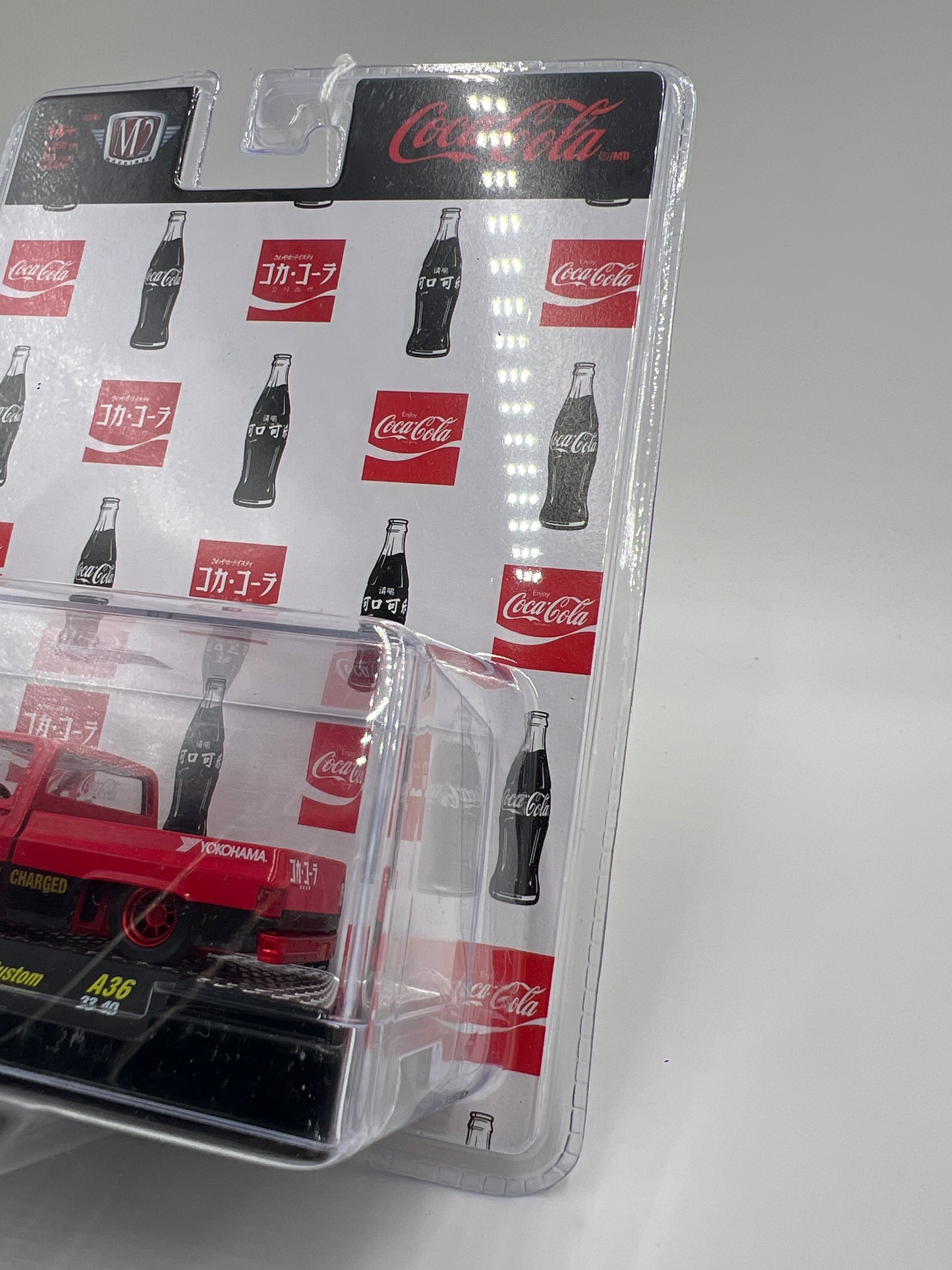 M2 Machines Coca Cola CHASE 1973 Chevrolet Cheyenne Super 10 Custom A36