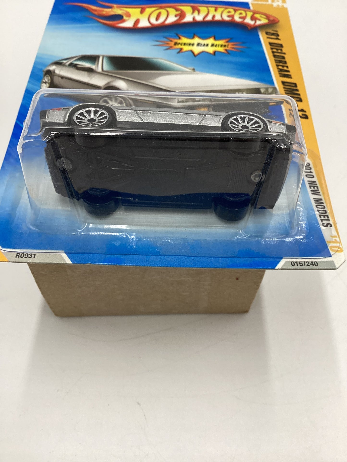 2010 Hot Wheels New Models #15 81 DeLorean DMC-12 Silver