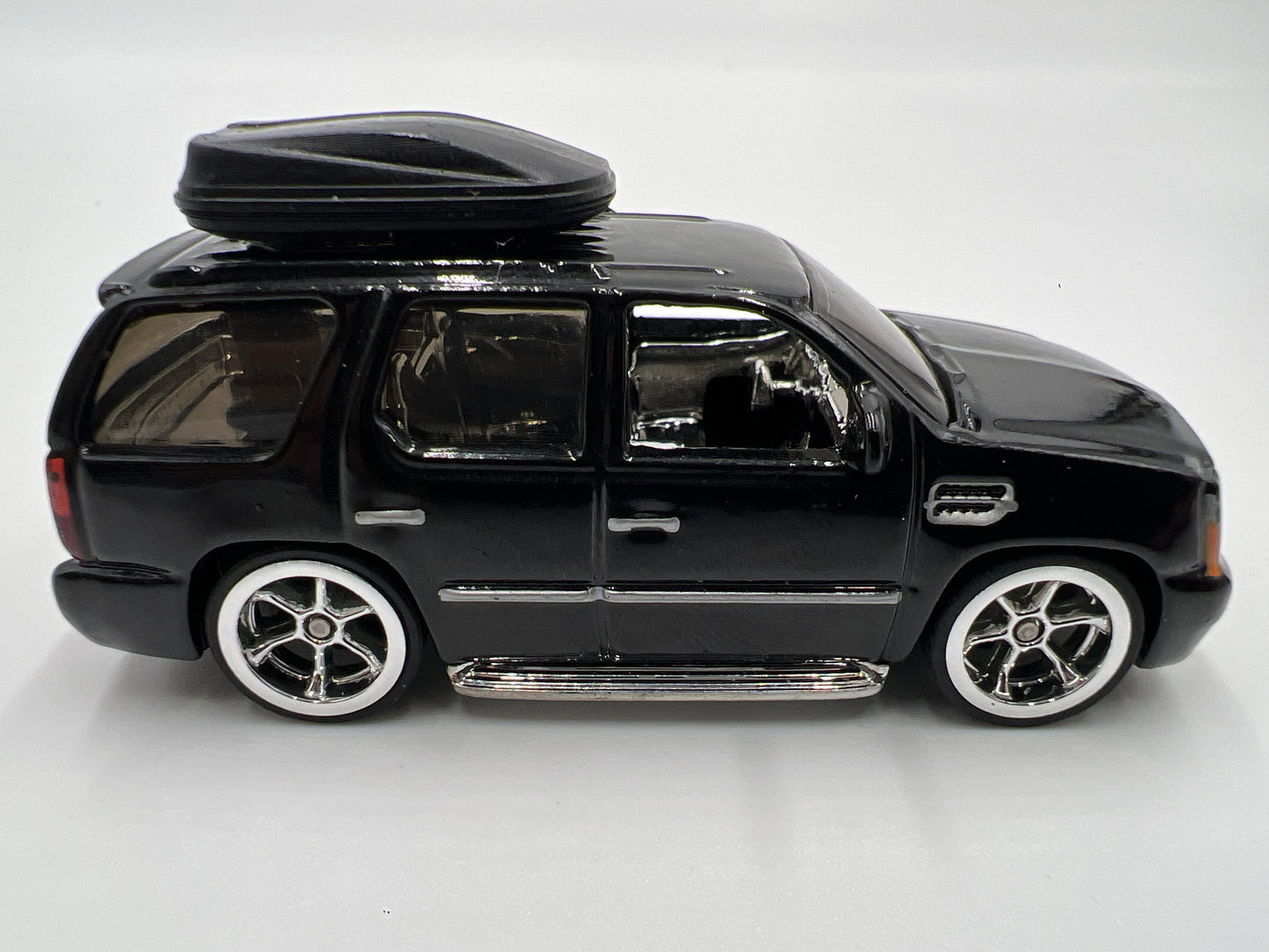 Hot Wheels 07 Cadillac Escalade Black Loose CUSTOM W/Custom Roof Luggage Rack