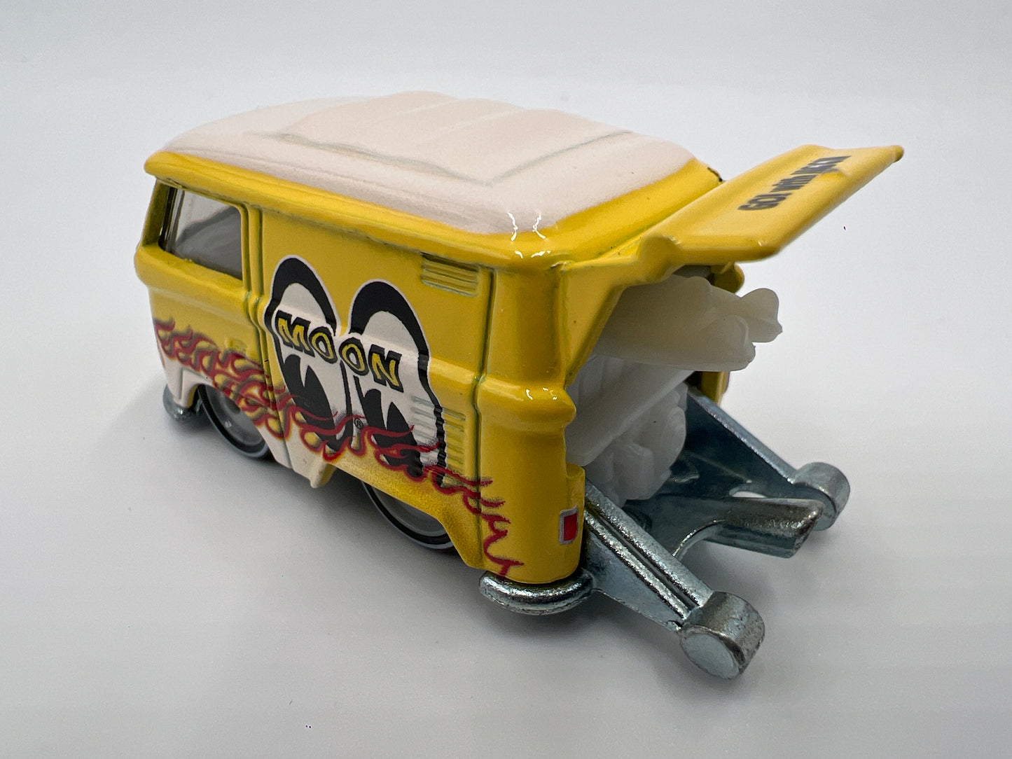 Hot Wheels 1/64 Premium Boulevard Kool Kombi Mooneyes Yellow Loose