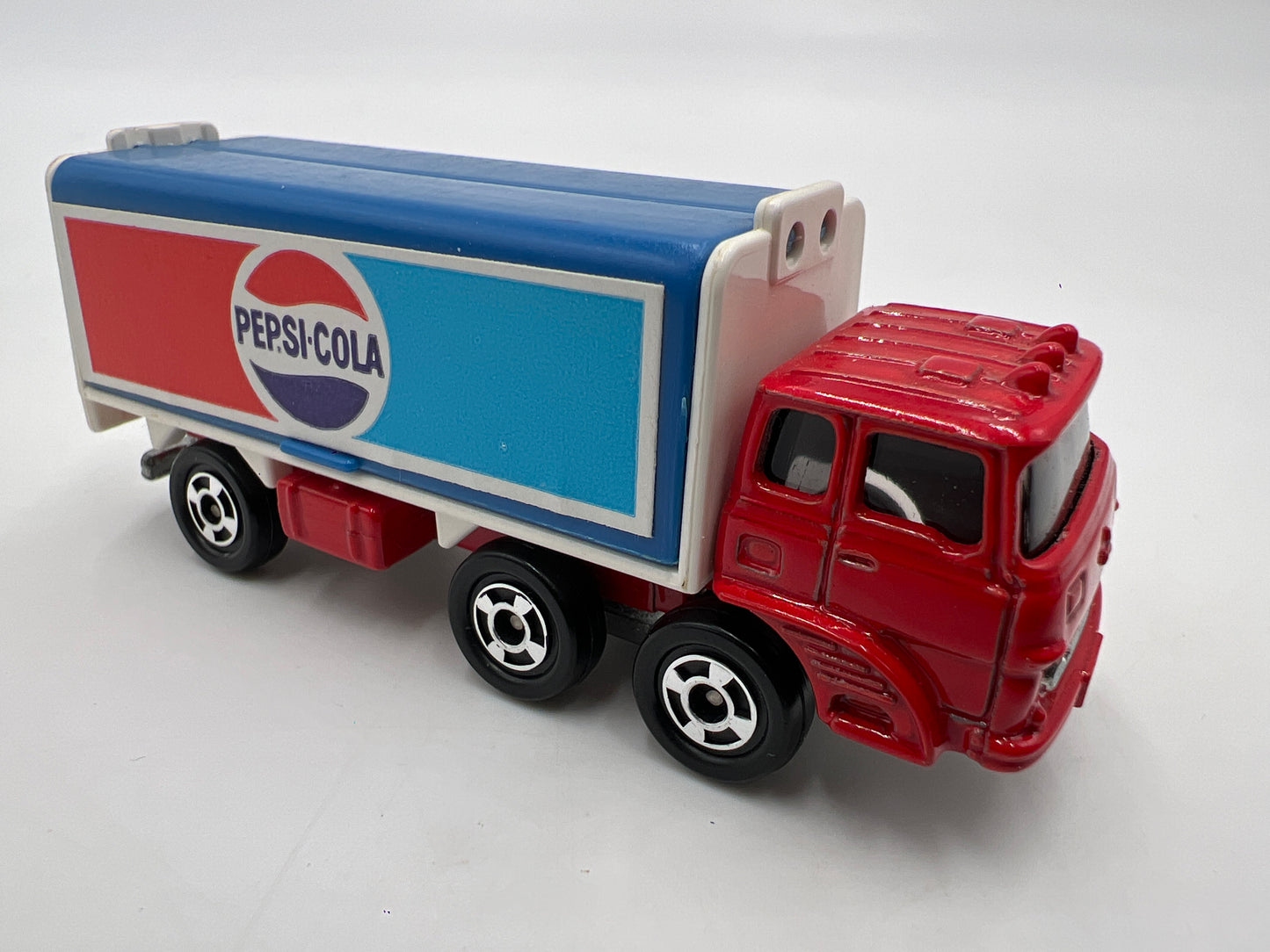 Tomica No. 7 Fuso Truck Pepsi Cola Red Loose