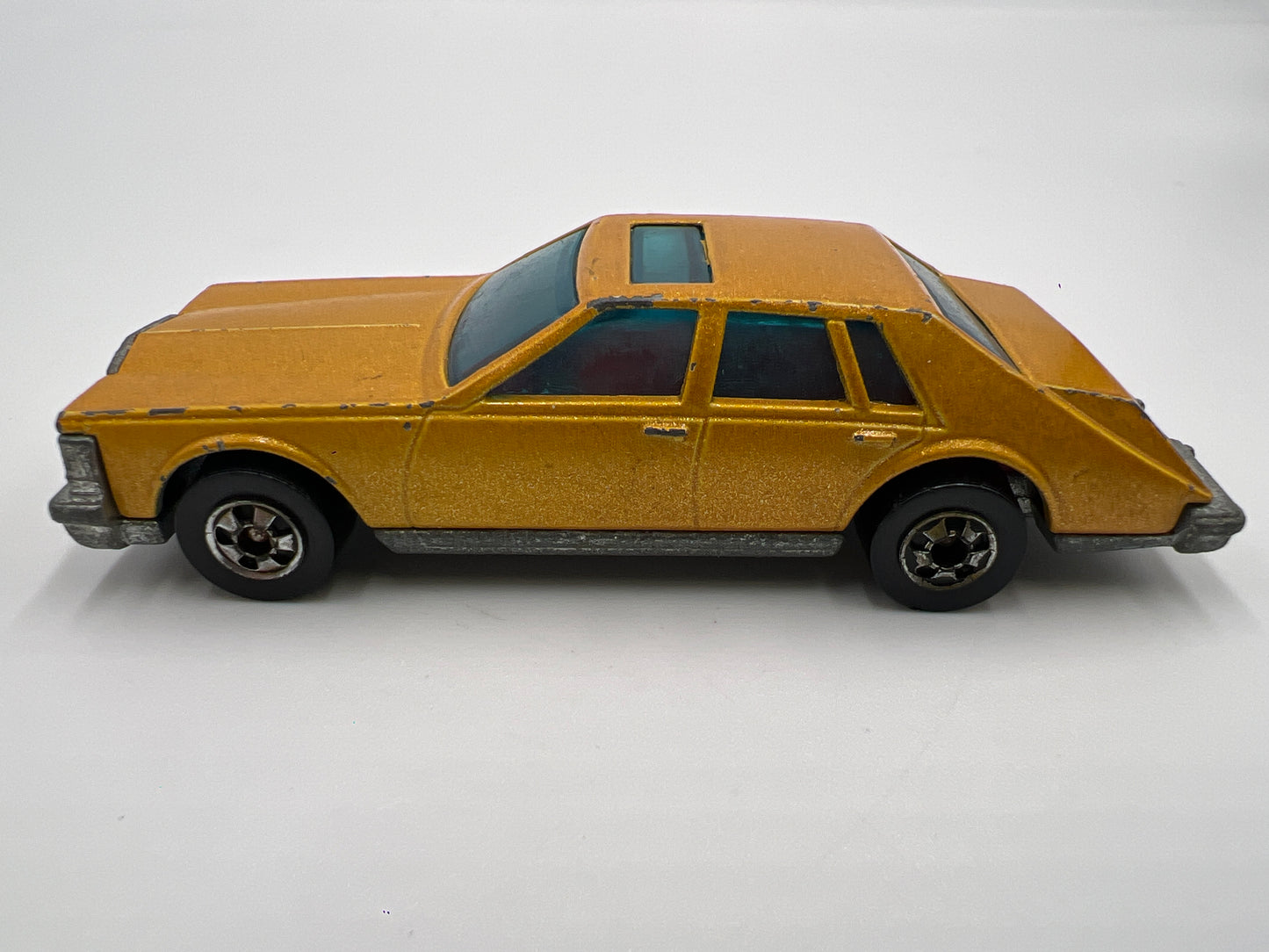 Hot Wheels 1/64 Blackwall Cadillac Seville Gold Loose