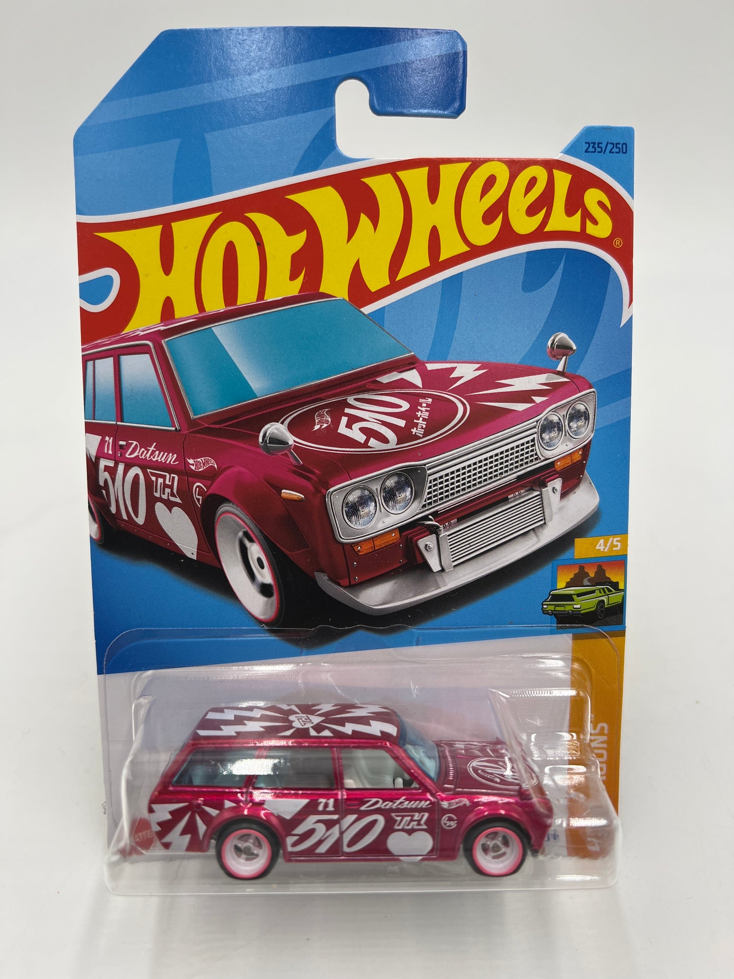 2023 Hot Wheels #235 Super Treasure Hunt Datsun Bluebird Wagon W/Protector