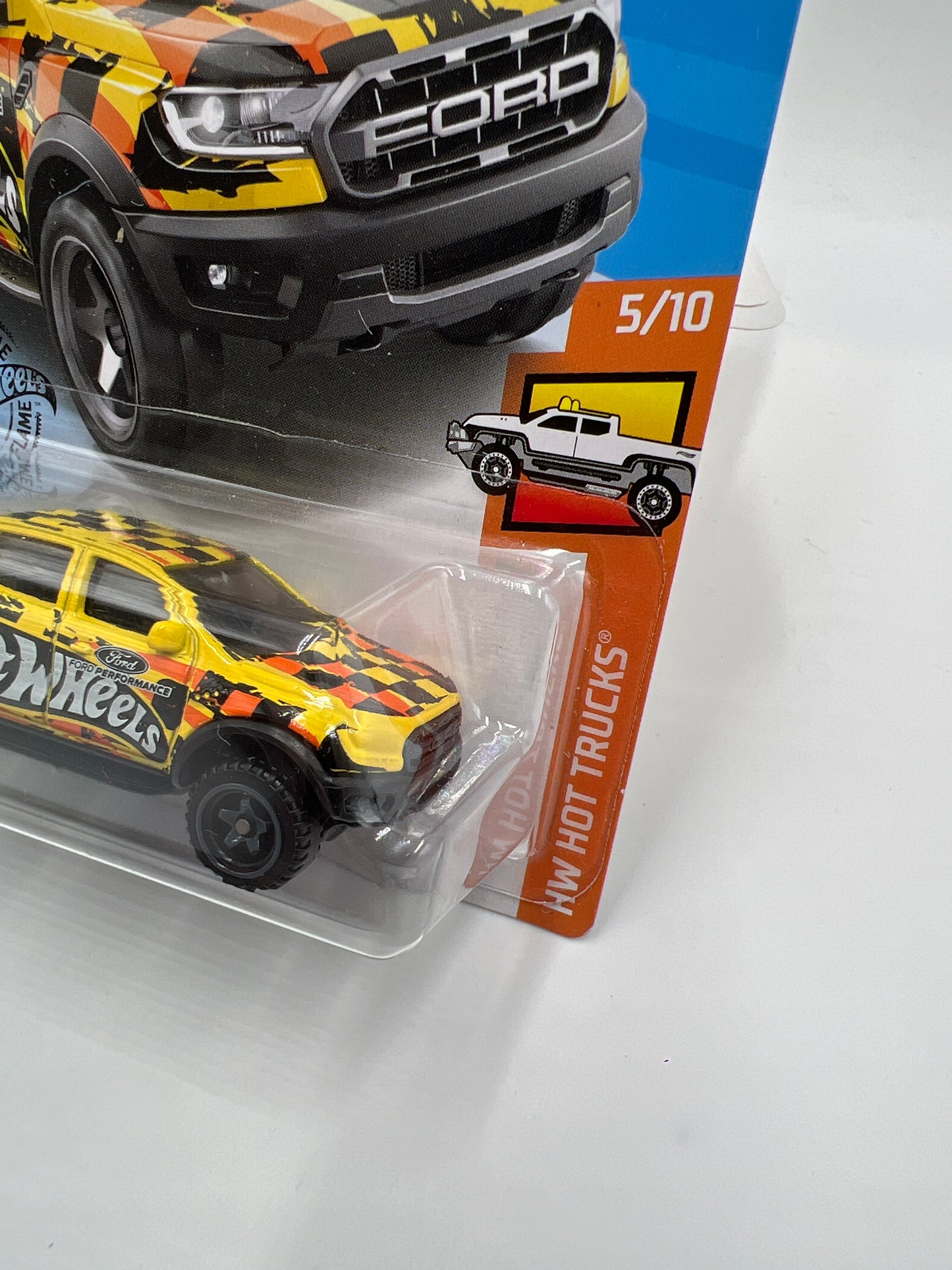 2019 Hot Wheels Hot Trucks #185 19 Ford Ranger Raptor Yellow 25B