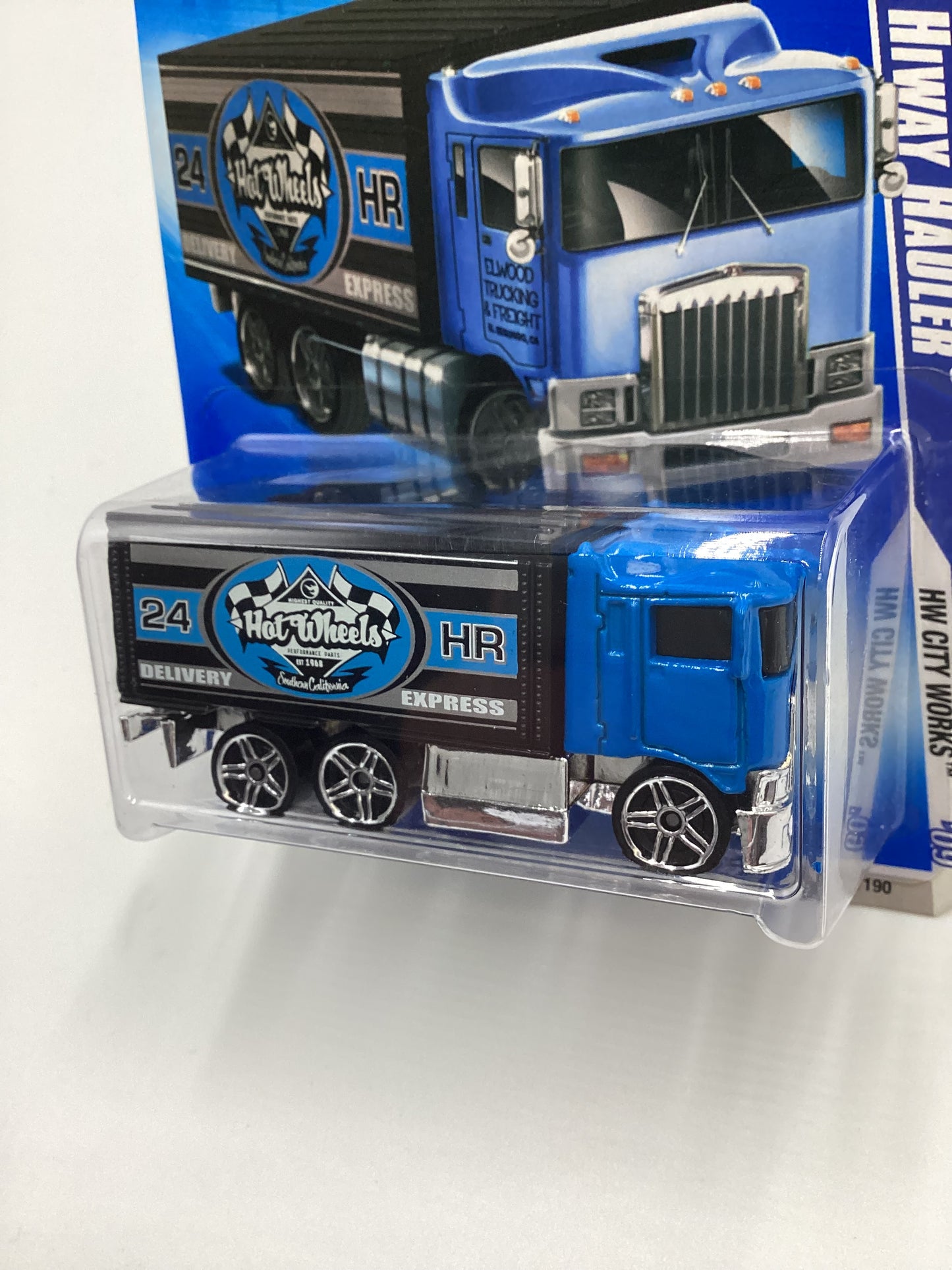 2009 Hot wheels #114 Hiway Hauler Blue 116D