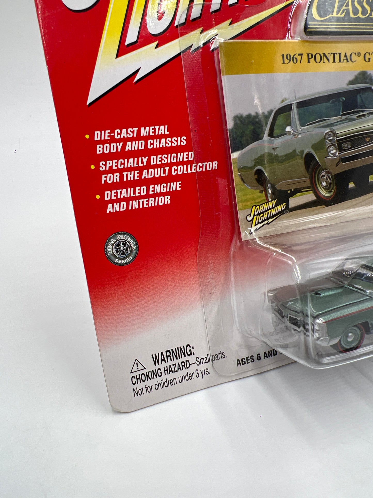 Johnny Lightning Classic Gold Collection 1967 Pontiac GTO Green