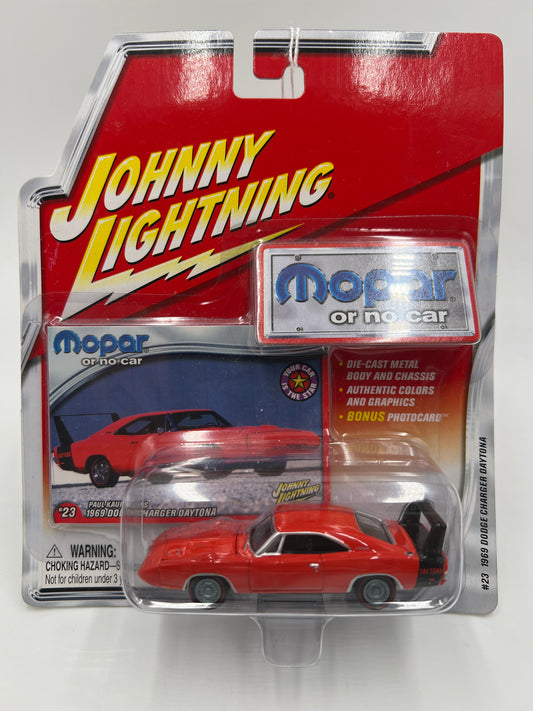 Johnny Lightning Mopar Or No Car #23 1969 Dodge Charger Daytona Red 229A