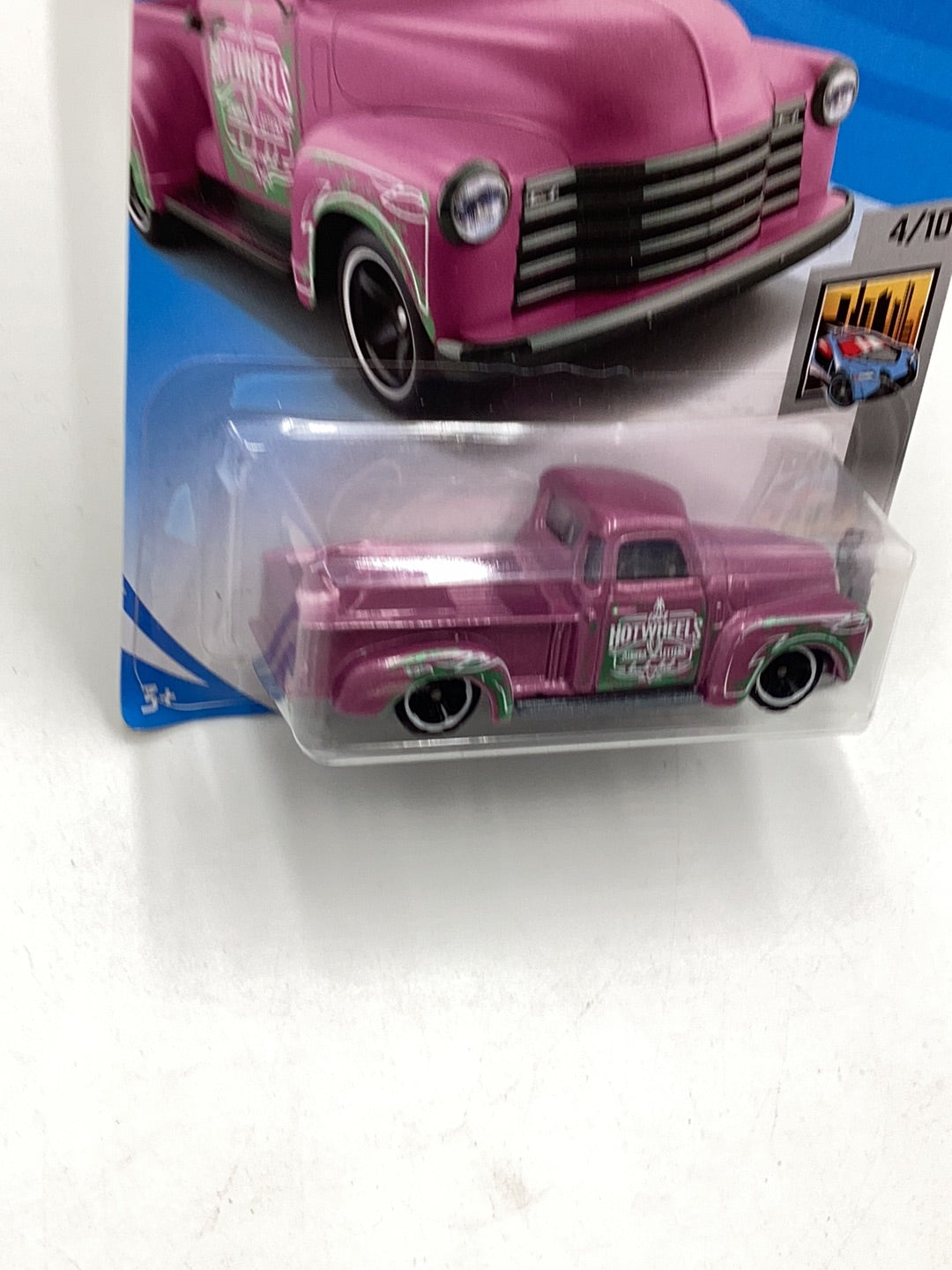 2018 Hot Wheels #207 52 Chevy Pink 12G