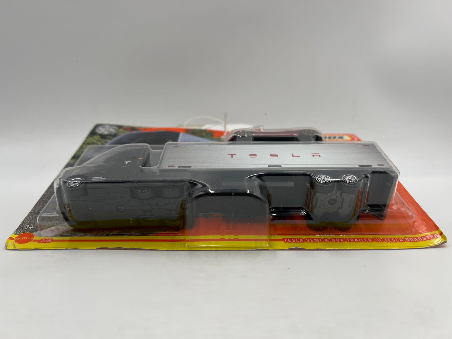 Matchbox Convoys #2 Tesla Semi & Box Trailer / Tesla Roadster Red