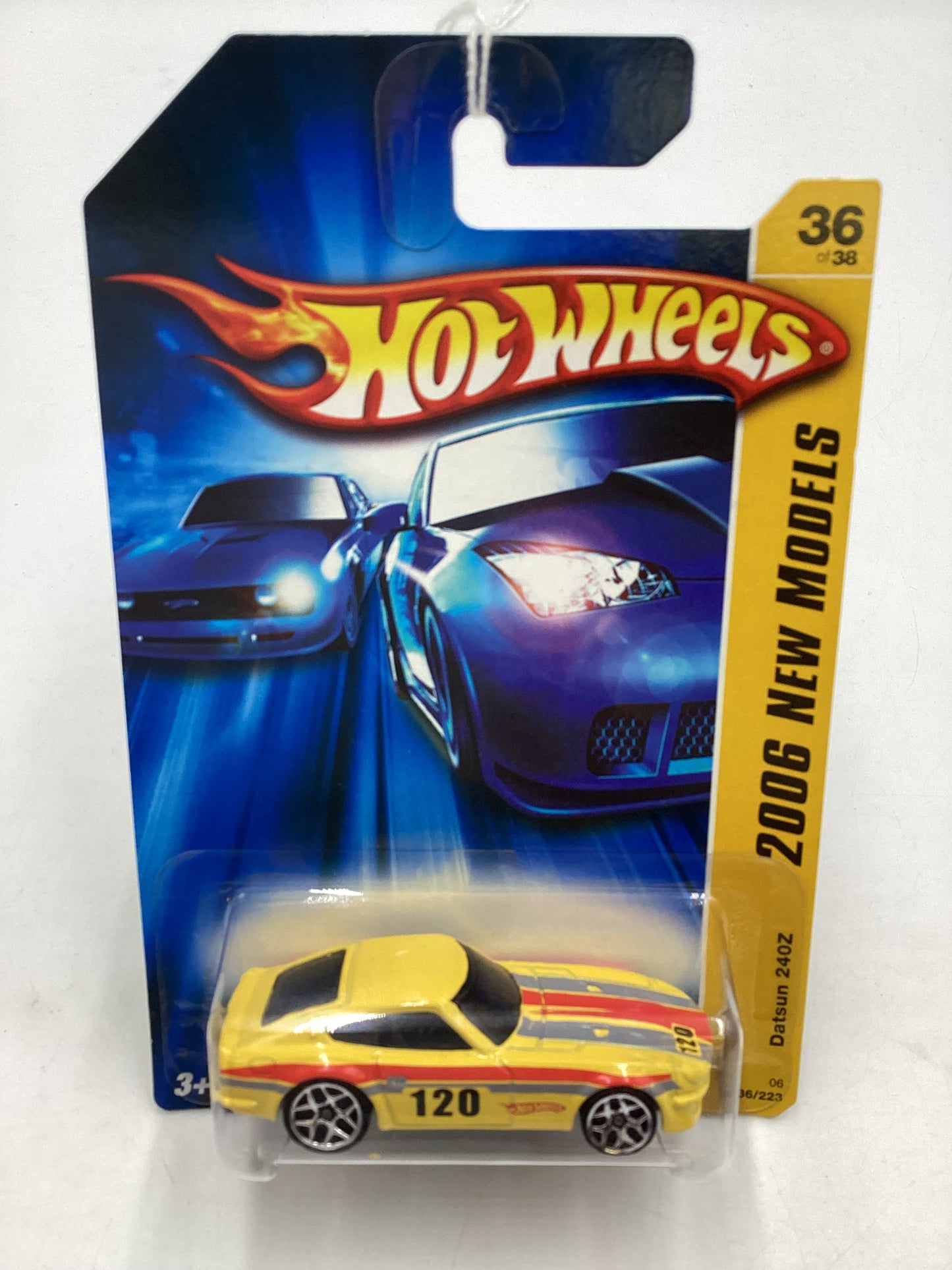 2006 Hot Wheels #036 Yellow Datsun 240Z 80D