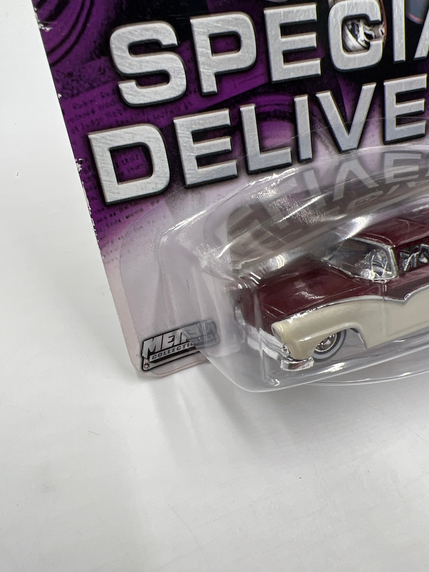 Hot Wheels Premium Special Delivery #3 8 Crate Dark Red/White 245i