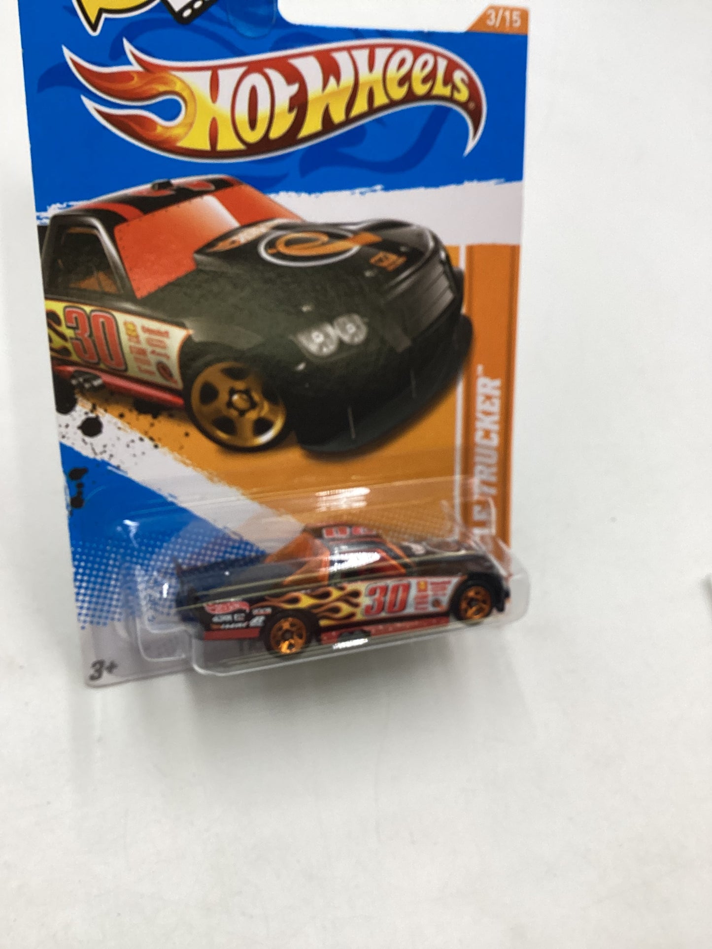 2012 Hot Wheels #68 Circle Trucker Black 55i