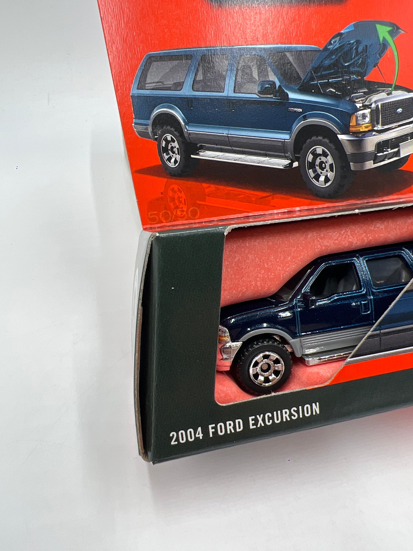 2025 Matchbox Moving Parts #50 2004 Ford Excursion Blue