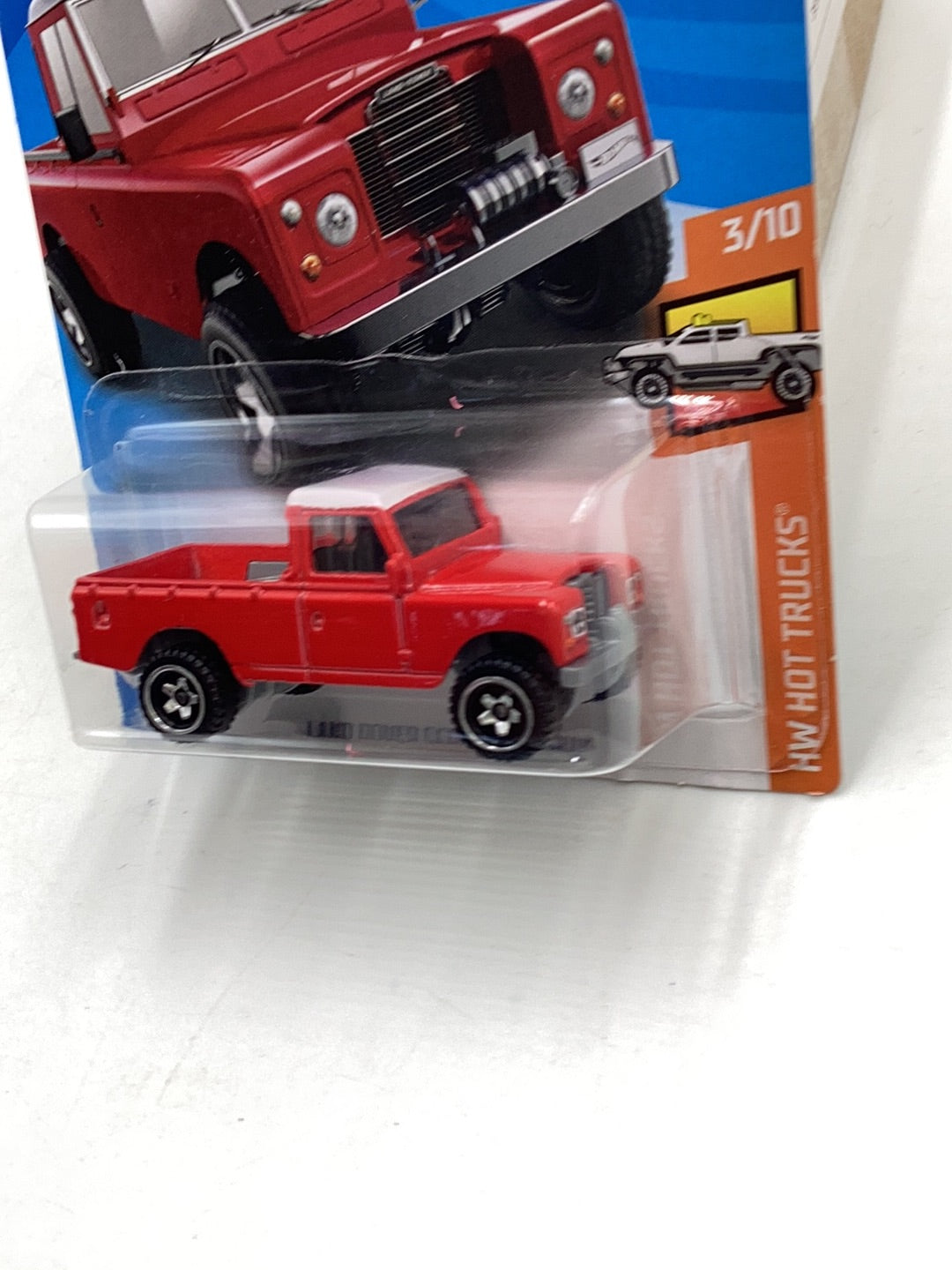 2019 hot wheels #111 Land Rover Series III Pickup 63C