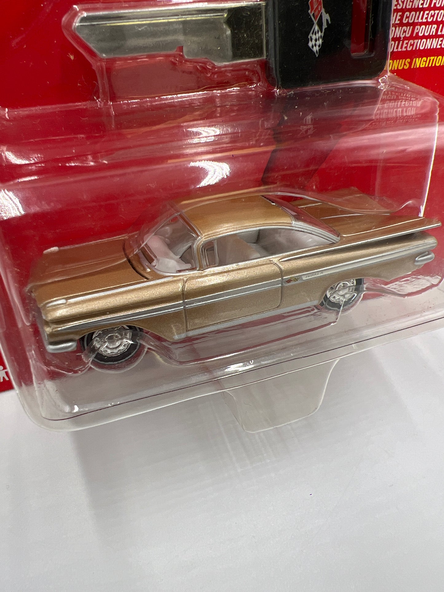 Johnny Lightning White Lightning Chase Chevy Thunder #18 1959 Chevy Impala Gold