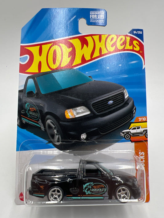 Hot Wheels 99 Ford F-150 SVT Lightning Wheel Swap Custom On Card W/Protector SR