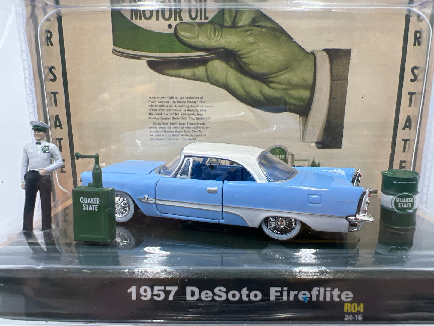 2024 M2 Machines Diorama 1957 DeSoto Fireflite Light Blue R04