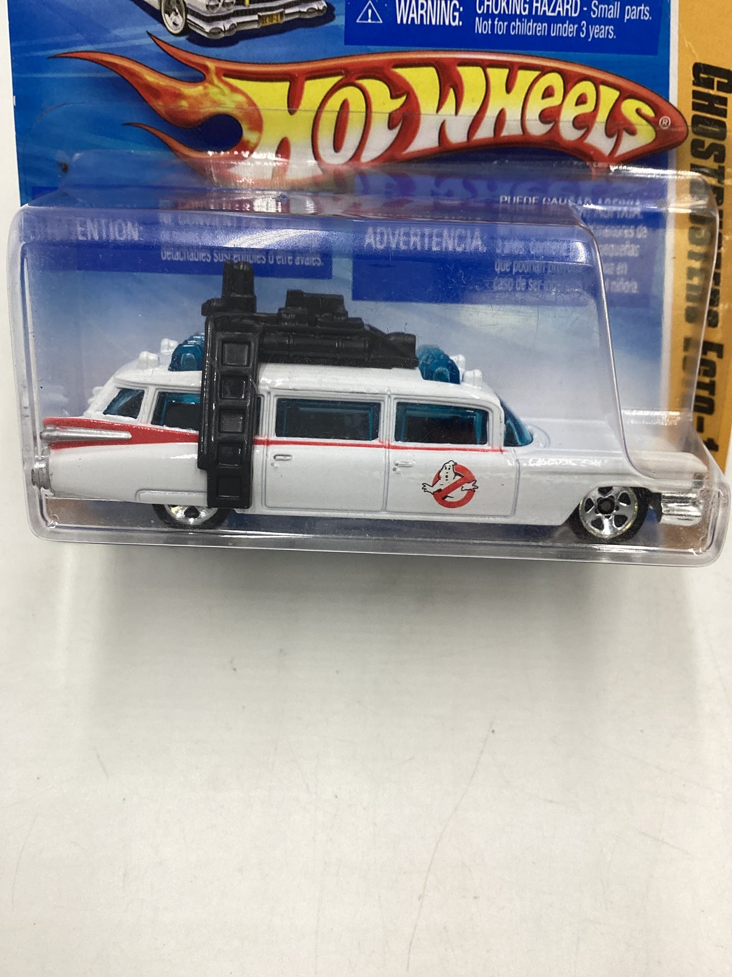 2010 HW Premiere  #027 ShortCard Ghostbusters ecto-1 with protector